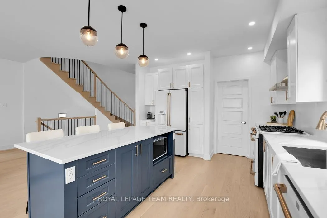 Photo 12 of 516 Bobolink Ridge, Ottawa, Stittsville (South) — HOMEH
