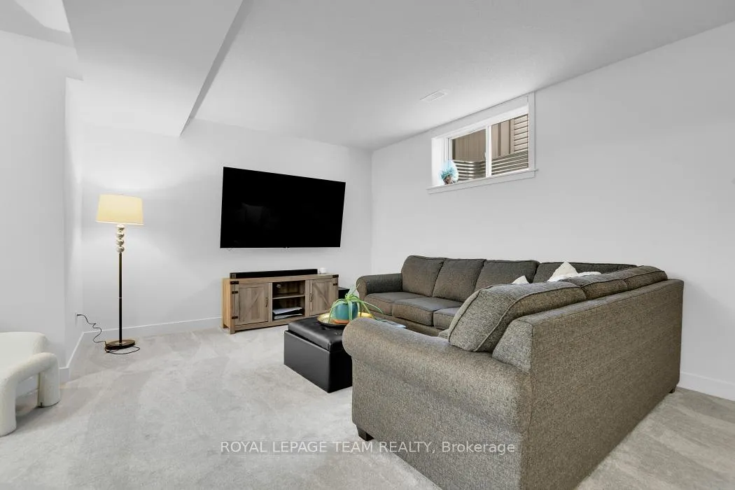 Photo 23 of 516 Bobolink Ridge, Ottawa, Stittsville (South) — HOMEH