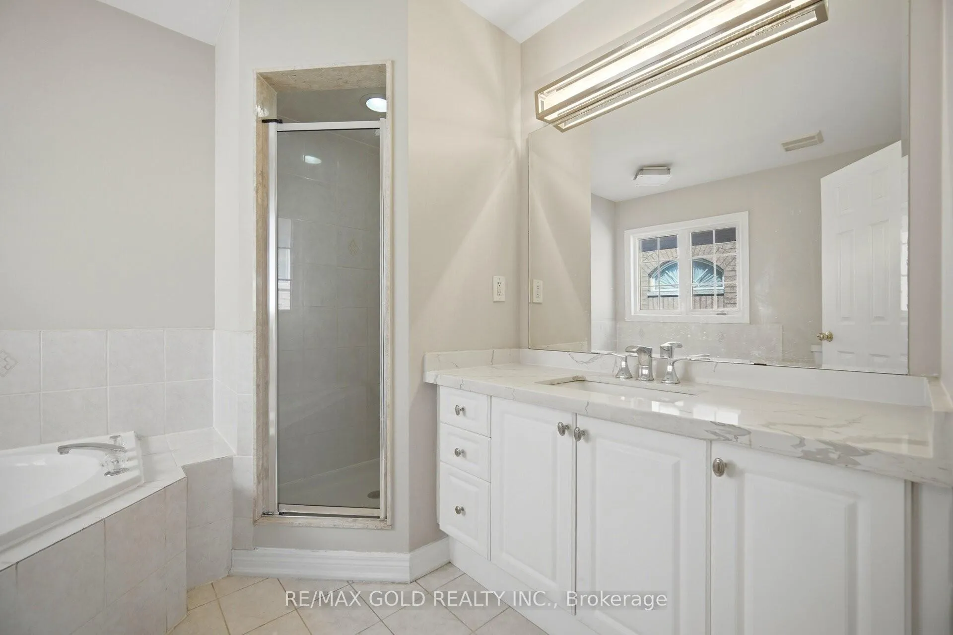 Photo 20 of 26 Gorevale Drive, Brampton, Bram East — HOMEH