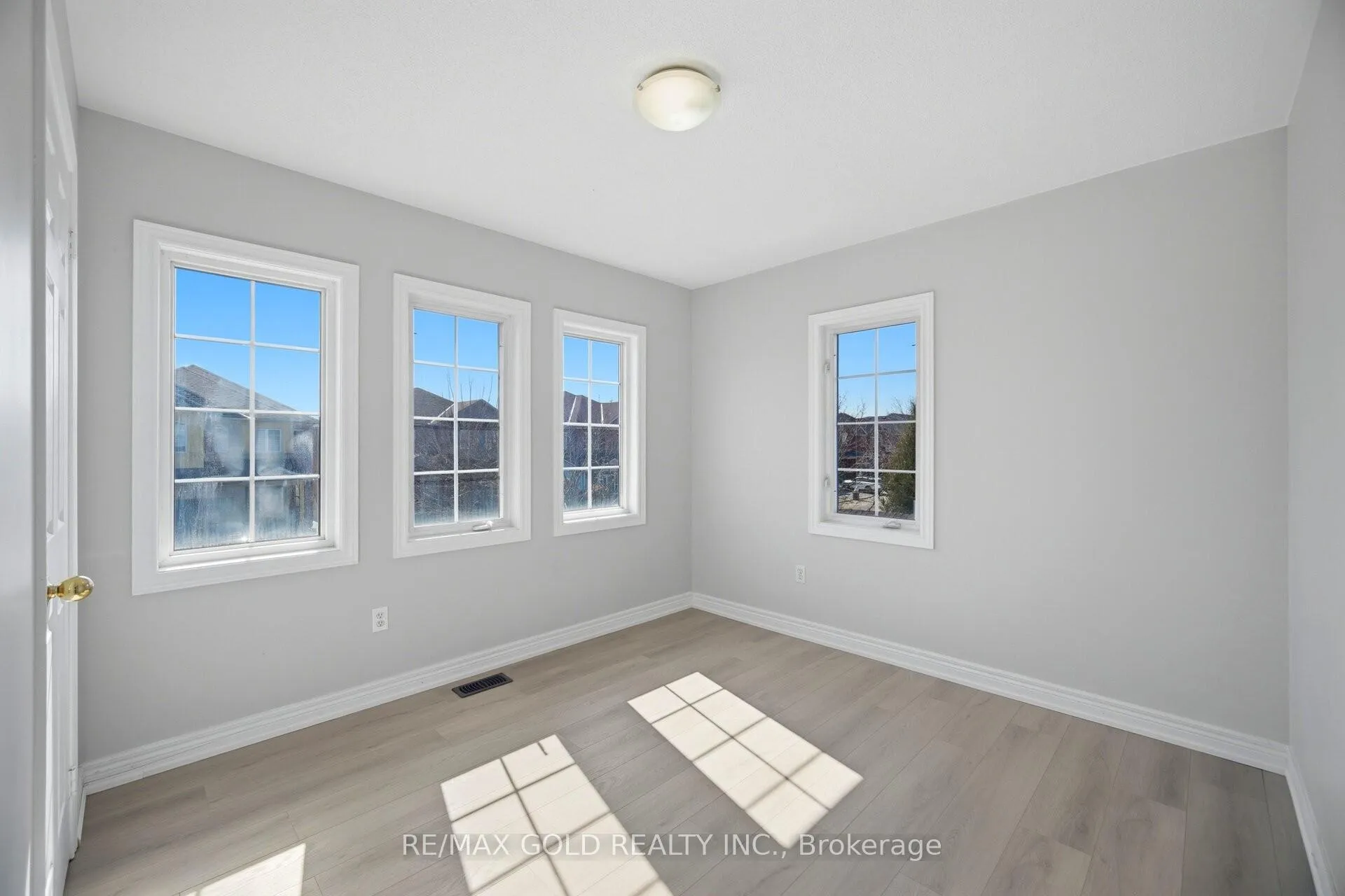 Photo 24 of 26 Gorevale Drive, Brampton, Bram East — HOMEH