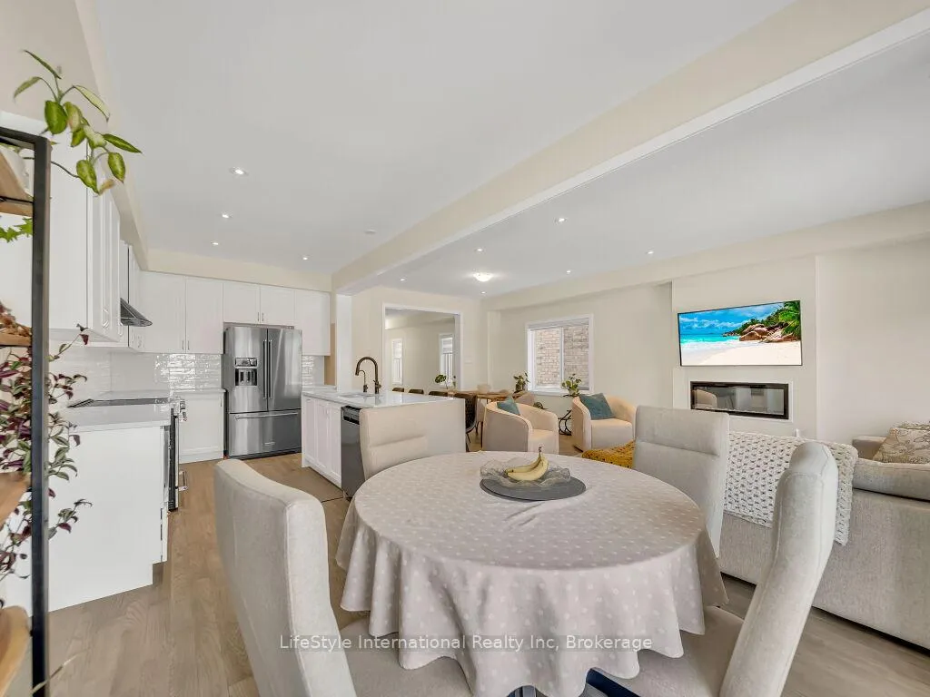 Photo 13 of 24 Hutchison Road, Guelph, Kortright East — HOMEH