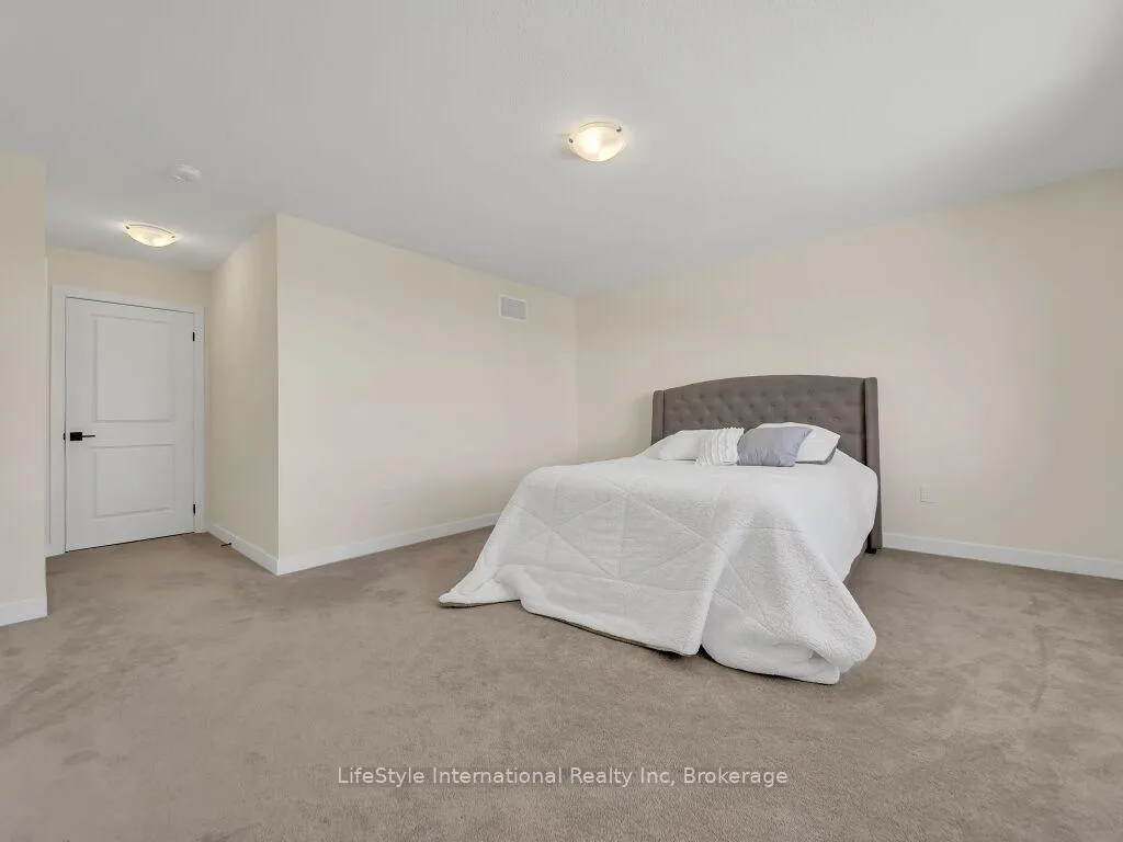 Photo 20 of 24 Hutchison Road, Guelph, Kortright East — HOMEH
