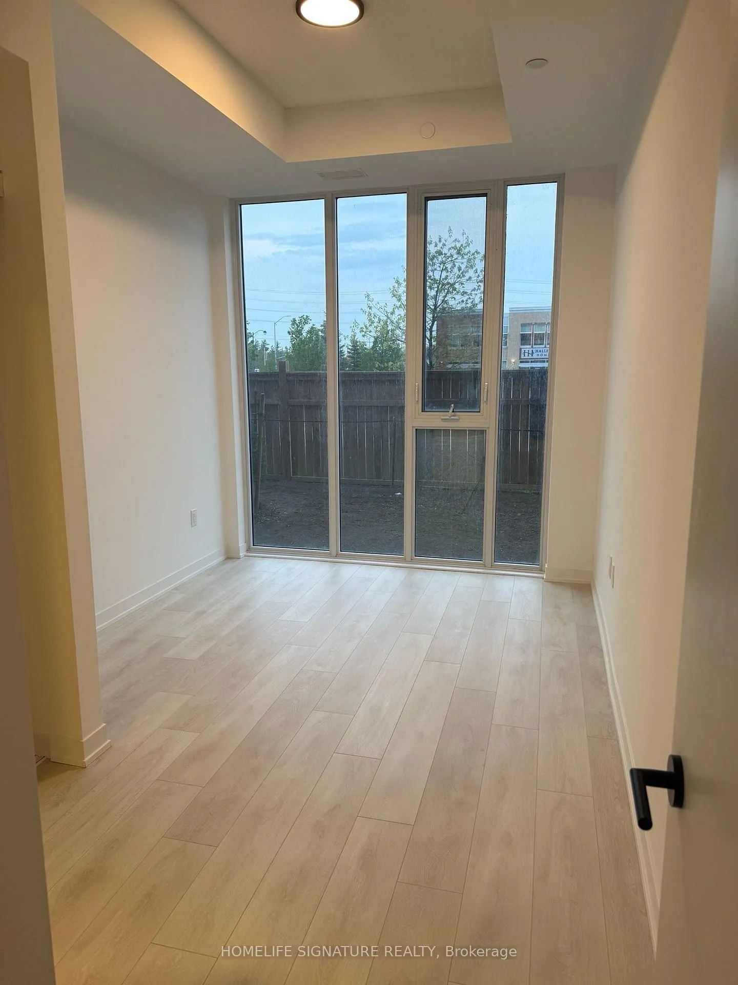 Photo 8 of Unit 115, 4878 Powers Common, Burlington, Appleby — HOMEH