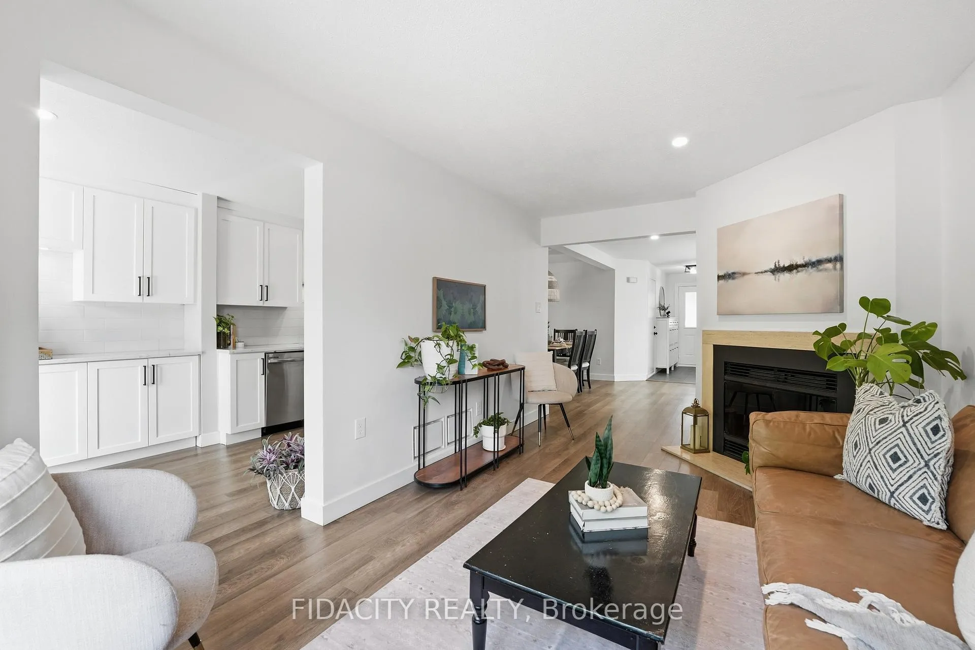 Photo 8 of 80 Robarts Crescent, Ottawa, Kanata - Katimavik — HOMEH