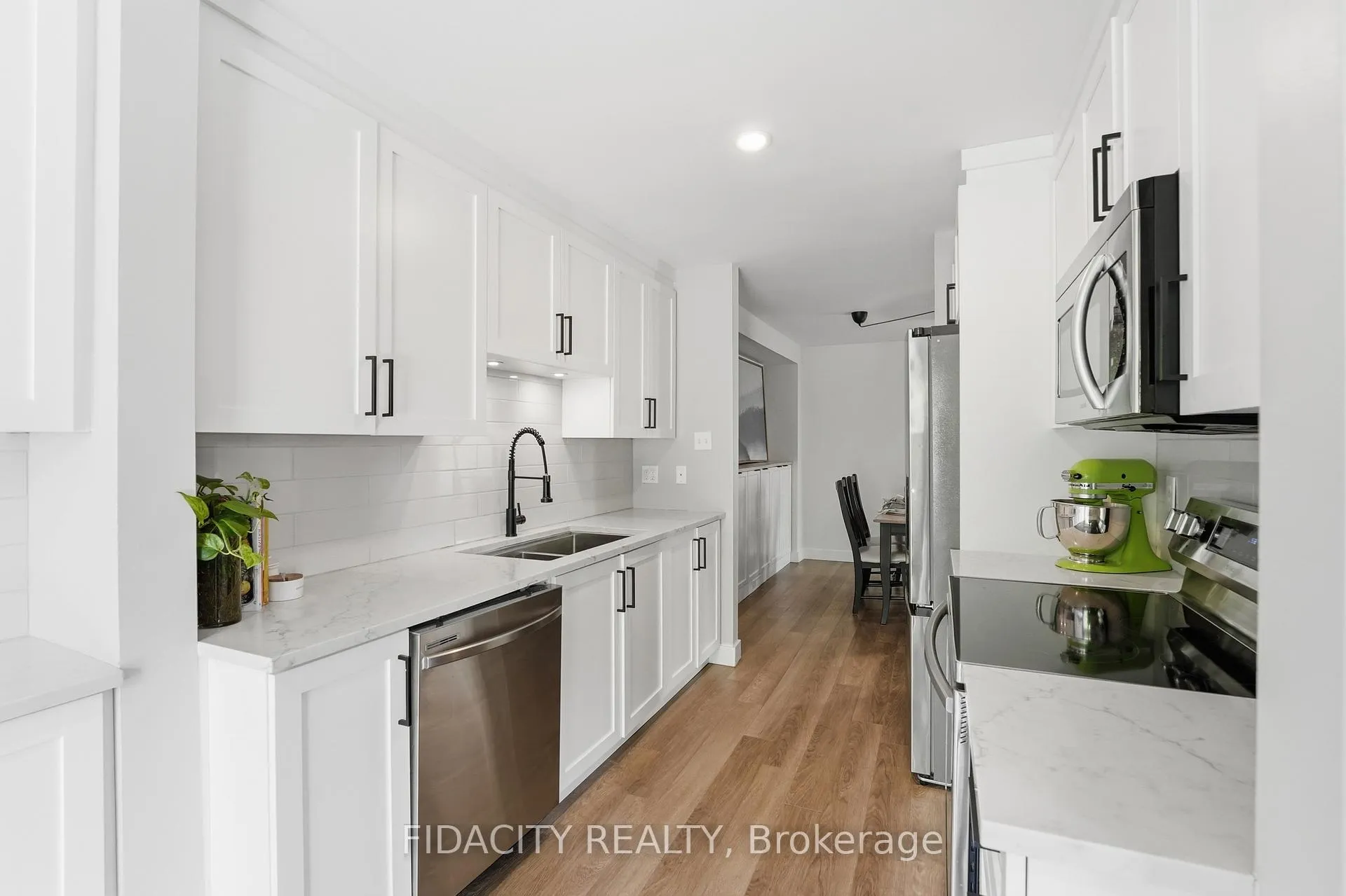 Photo 11 of 80 Robarts Crescent, Ottawa, Kanata - Katimavik — HOMEH