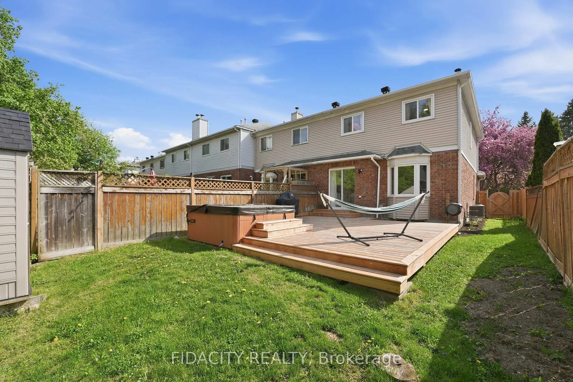 Photo 34 of 80 Robarts Crescent, Ottawa, Kanata - Katimavik — HOMEH