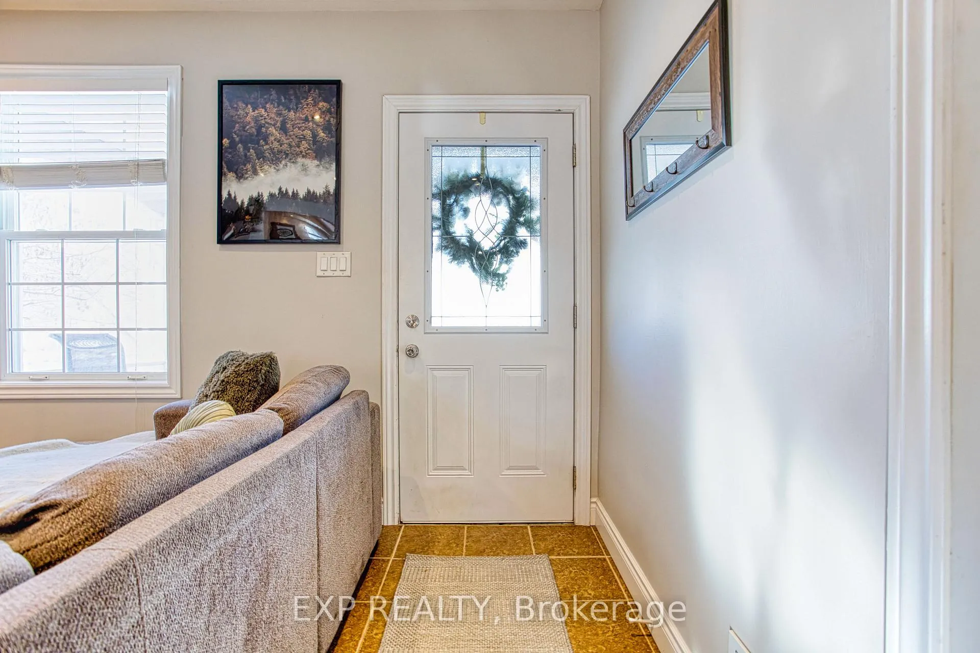 Photo 5 of 153 Gladstone Avenue, Hamilton, St. Clair — HOMEH