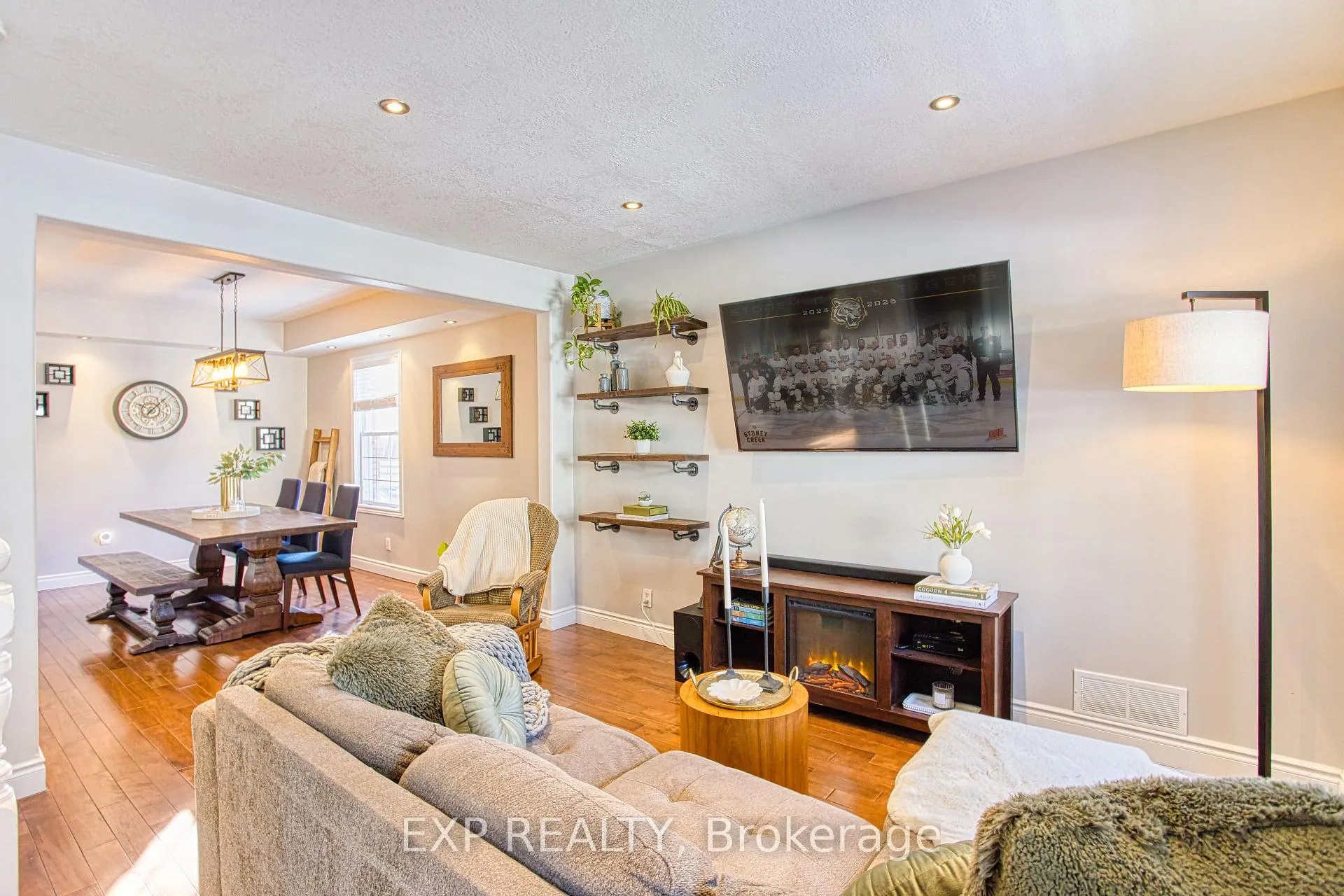 Photo 8 of 153 Gladstone Avenue, Hamilton, St. Clair — HOMEH