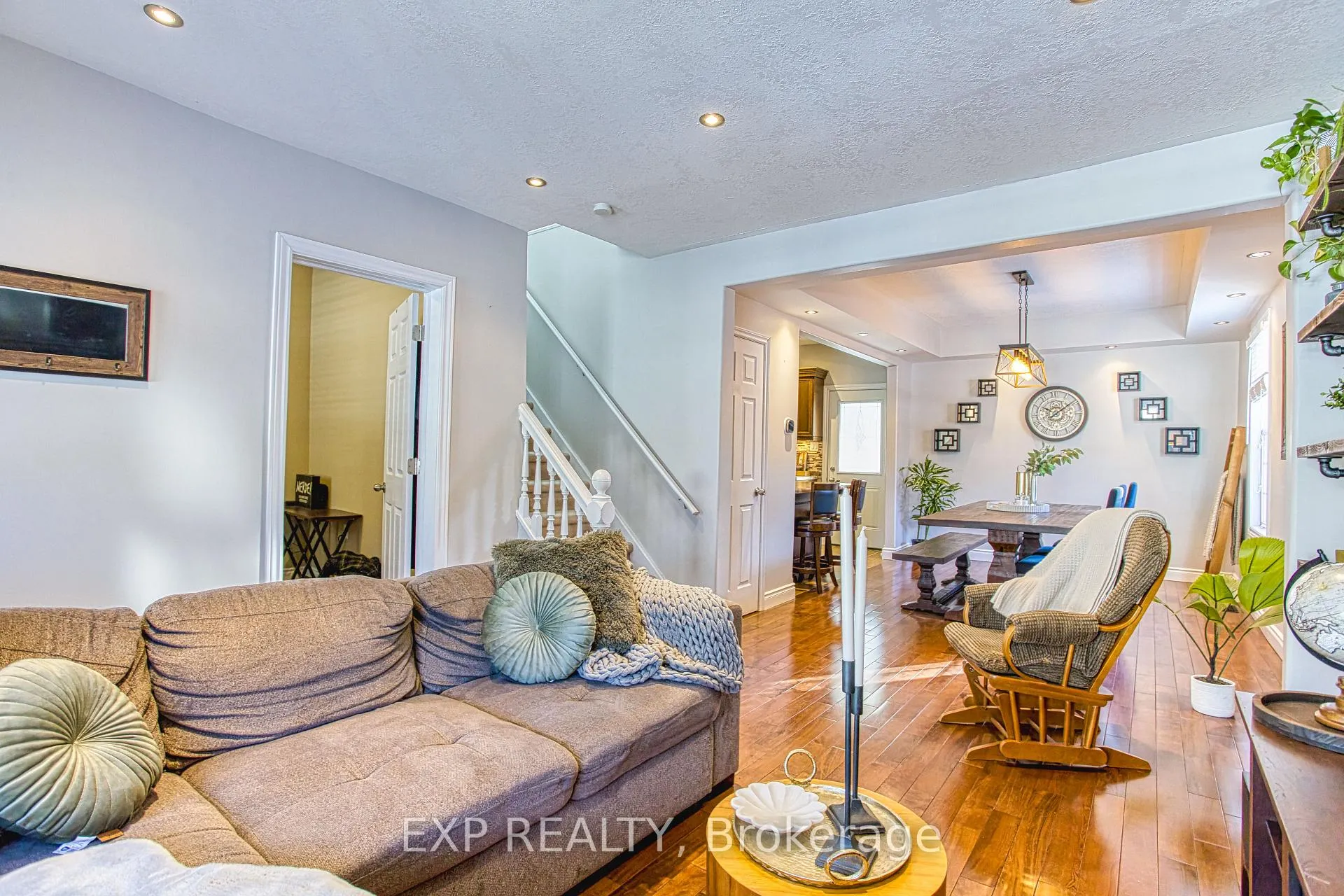 Photo 12 of 153 Gladstone Avenue, Hamilton, St. Clair — HOMEH