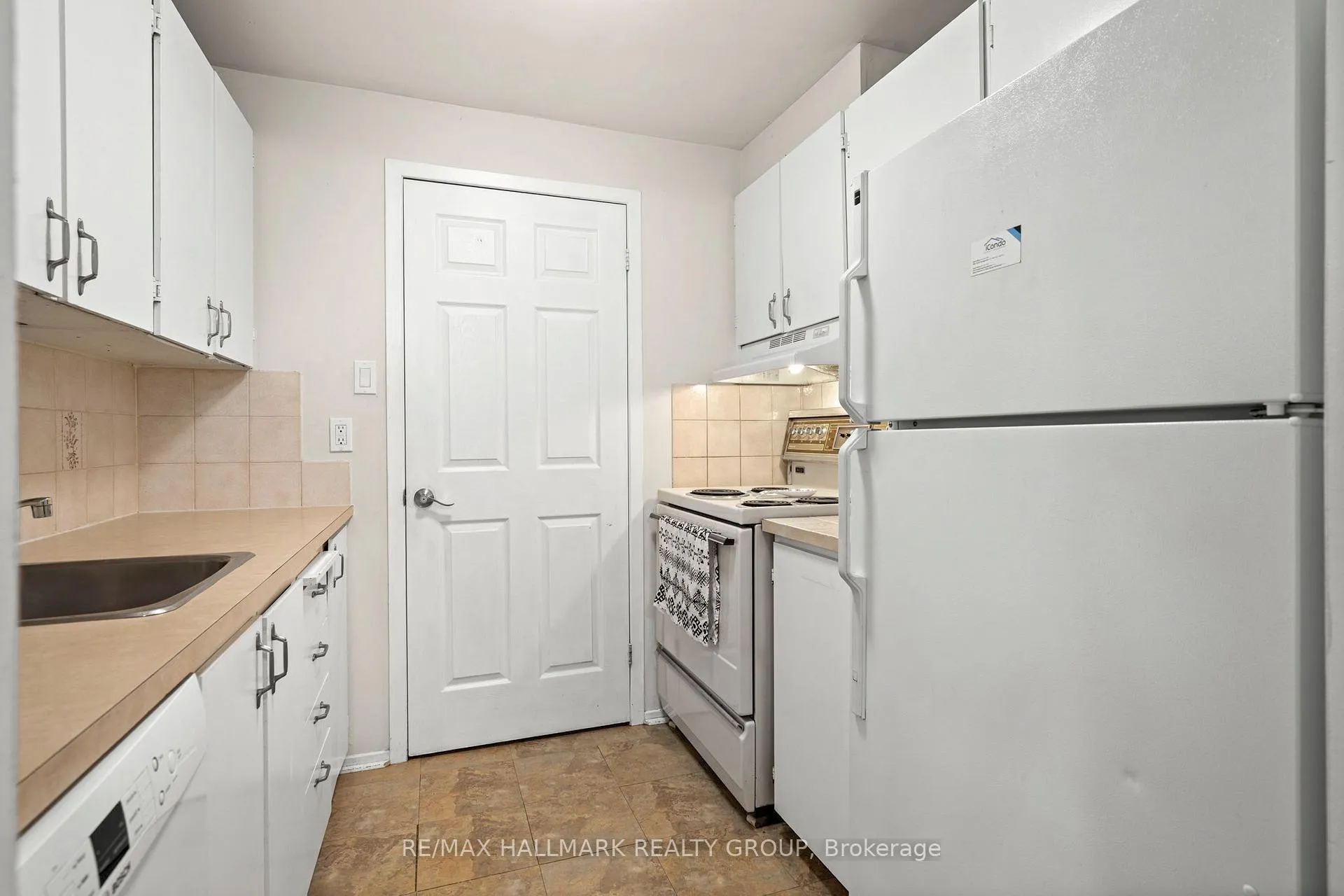 Photo 9 of Unit 315, 6532 Bilberry Drive, Ottawa, Orleans Wood — HOMEH