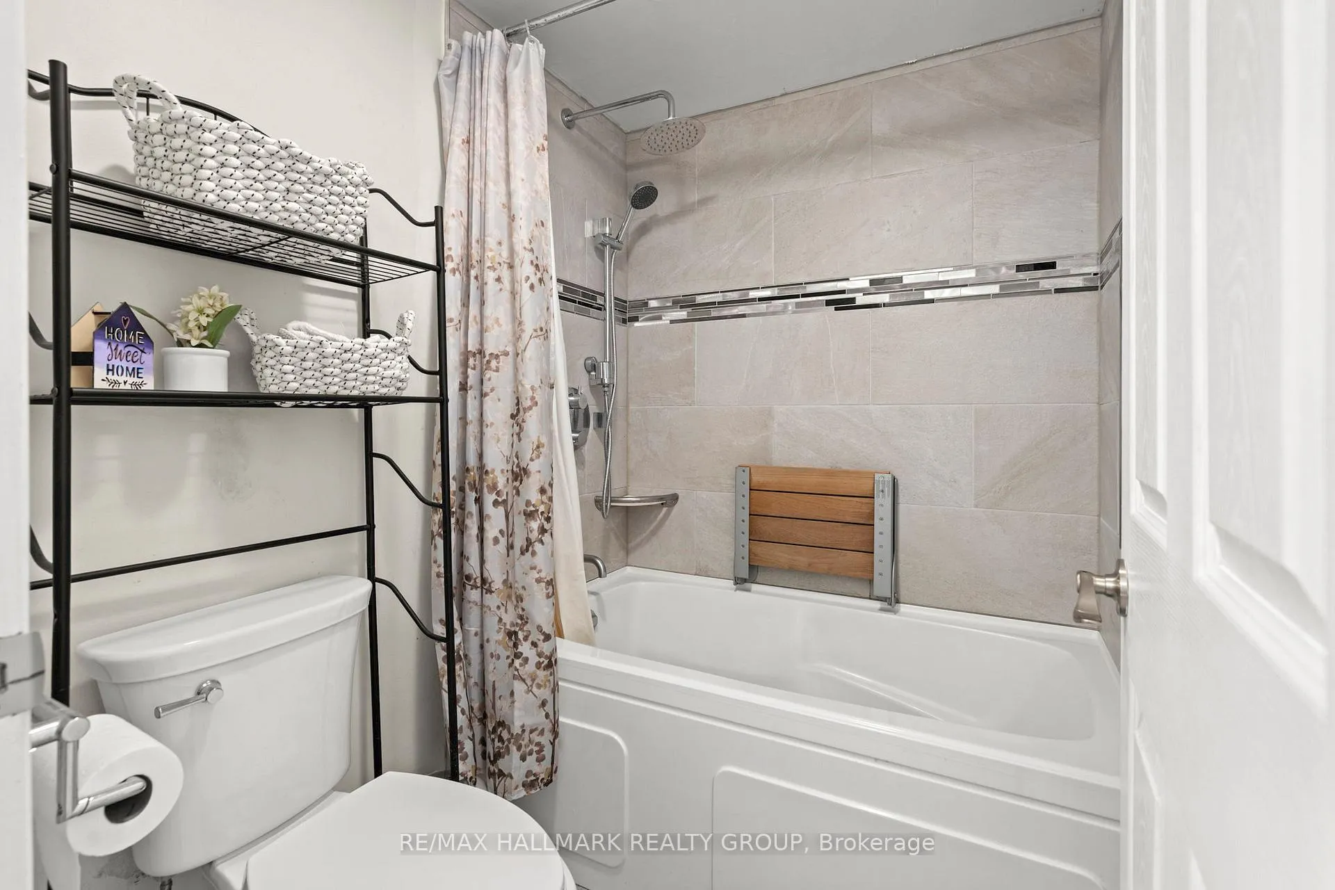 Photo 21 of Unit 315, 6532 Bilberry Drive, Ottawa, Orleans Wood — HOMEH