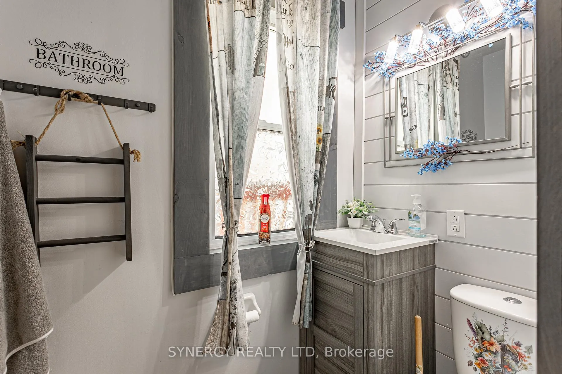 Photo 12 of 3759 Trillium Drive, Southwest Middlesex, Rural Southwest Middlesex — HOMEH