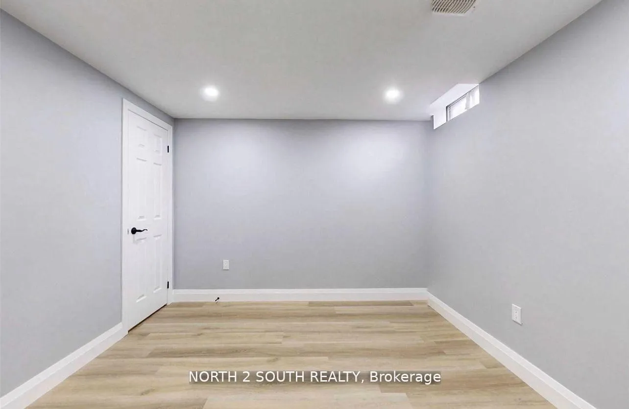 Photo 7 of Unit Bsmt, 34 Natalie Court, Brampton, Westgate — HOMEH