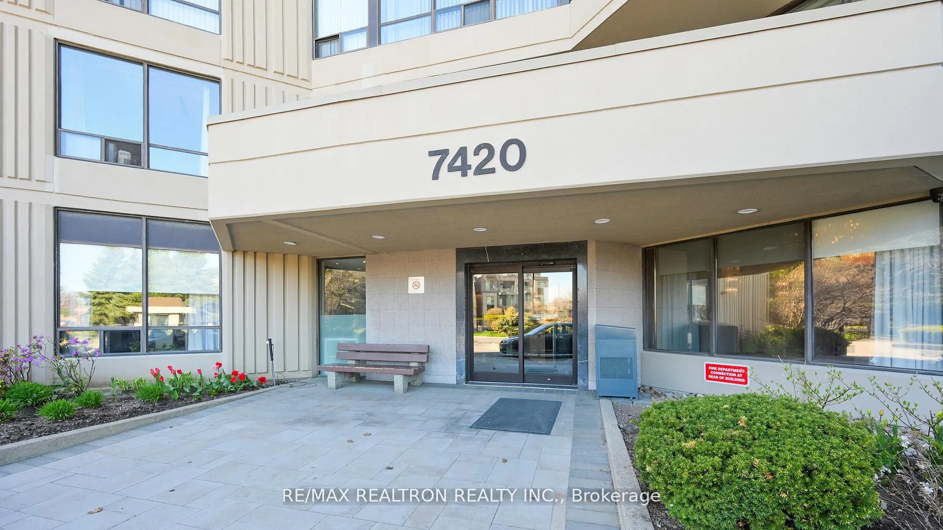 Photo 2 of Unit 805, 7420 Bathurst Street, Vaughan, Brownridge — HOMEH
