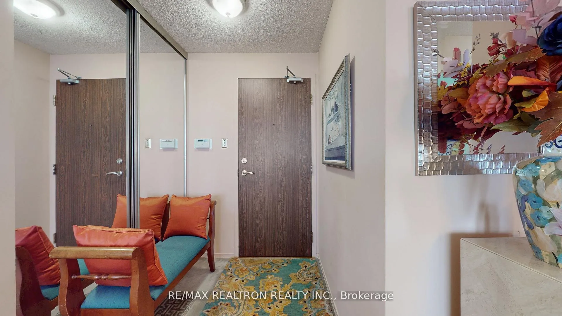 Photo 5 of Unit 805, 7420 Bathurst Street, Vaughan, Brownridge — HOMEH