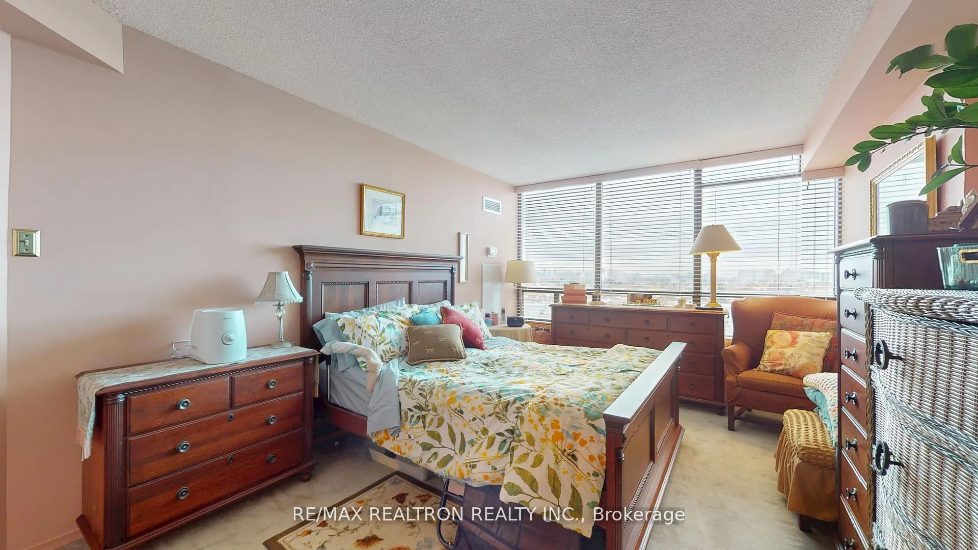 Photo 14 of Unit 805, 7420 Bathurst Street, Vaughan, Brownridge — HOMEH
