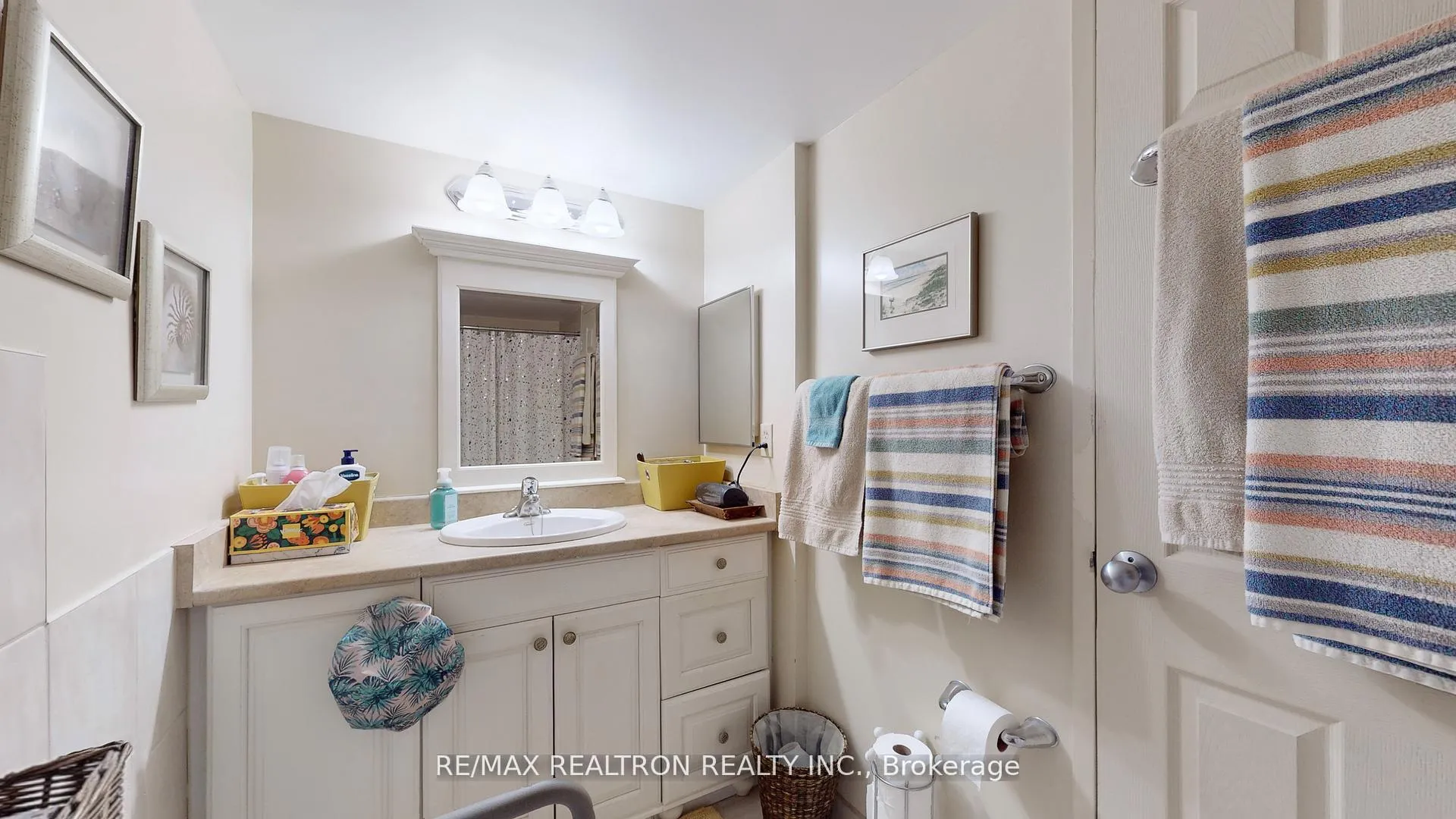 Photo 16 of Unit 805, 7420 Bathurst Street, Vaughan, Brownridge — HOMEH