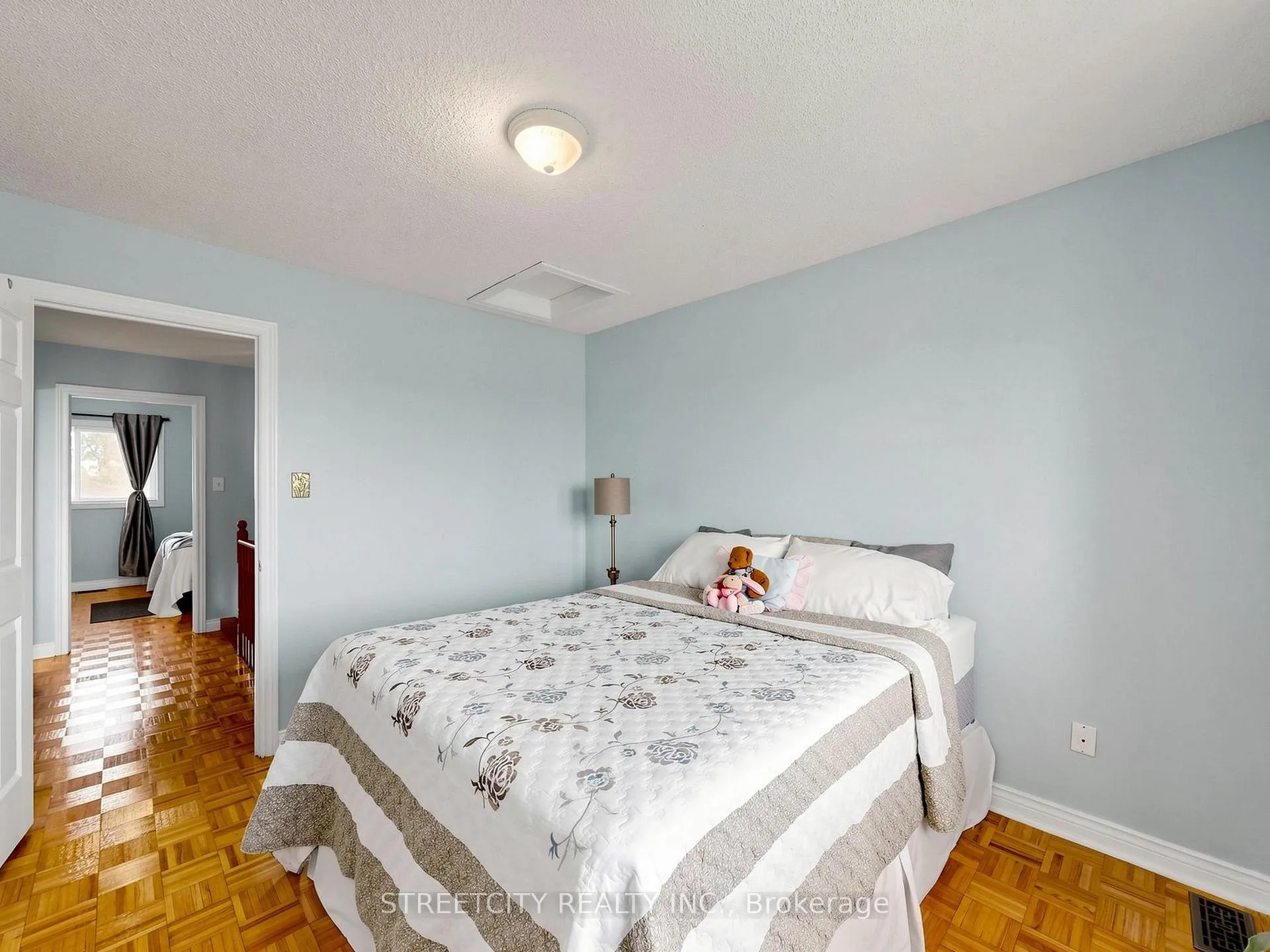Photo 27 of 78 Waterbury Street, Caledon, Bolton East — HOMEH