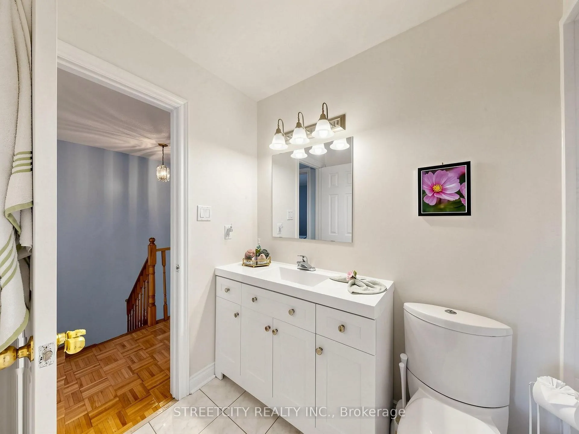 Photo 34 of 78 Waterbury Street, Caledon, Bolton East — HOMEH