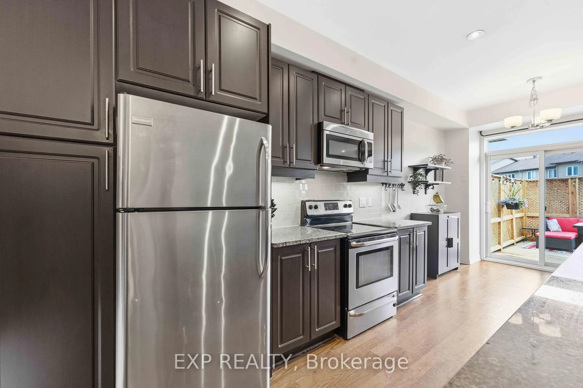 Photo 11 of 151 Hawkshaw Crescent, Ottawa, Barrhaven - Cedargrove/Fraserdale — HOMEH