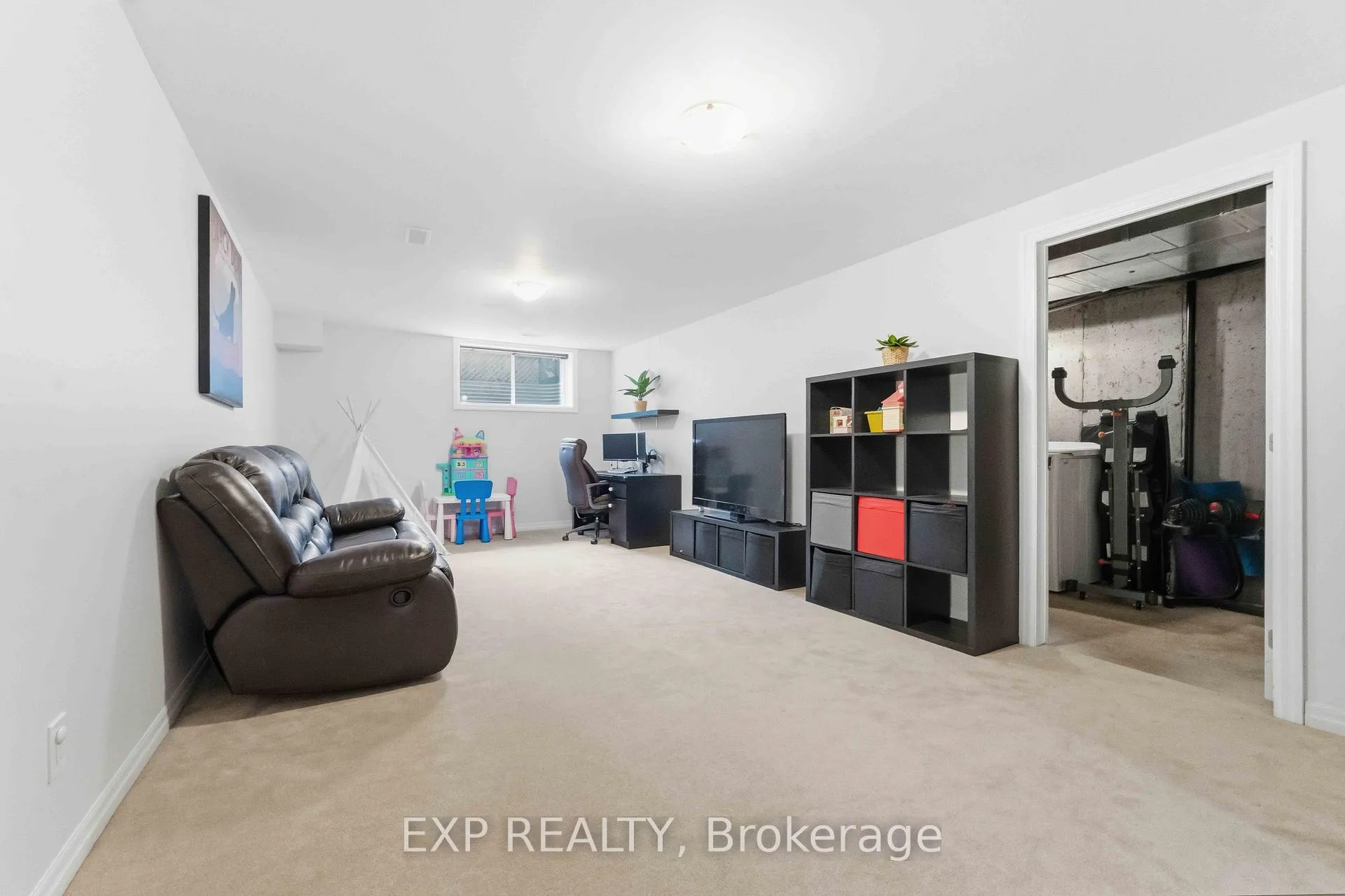 Photo 21 of 151 Hawkshaw Crescent, Ottawa, Barrhaven - Cedargrove/Fraserdale — HOMEH