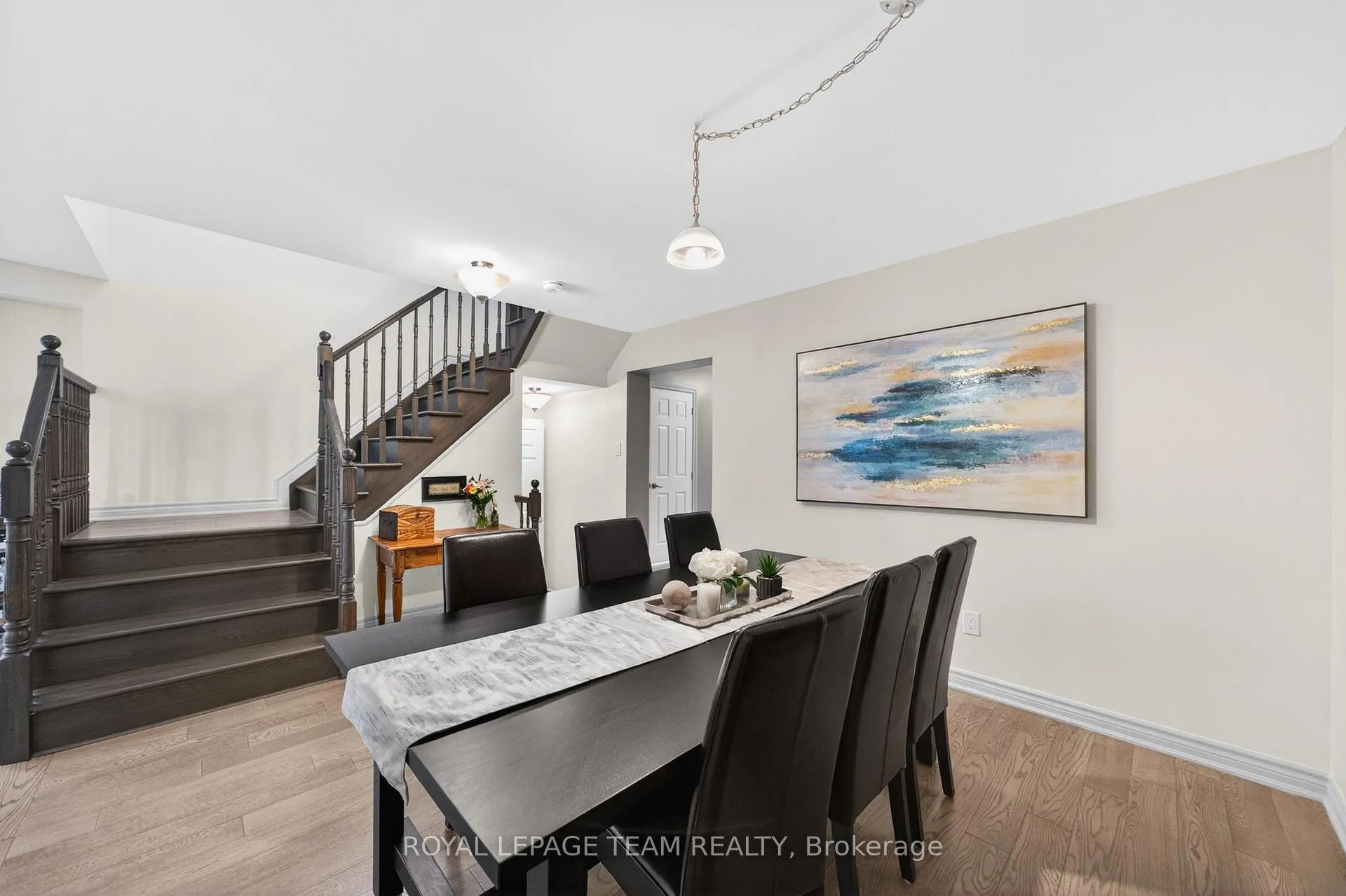 Photo 7 of 819 Stallion Crescent, Ottawa, Stittsville (South) — HOMEH