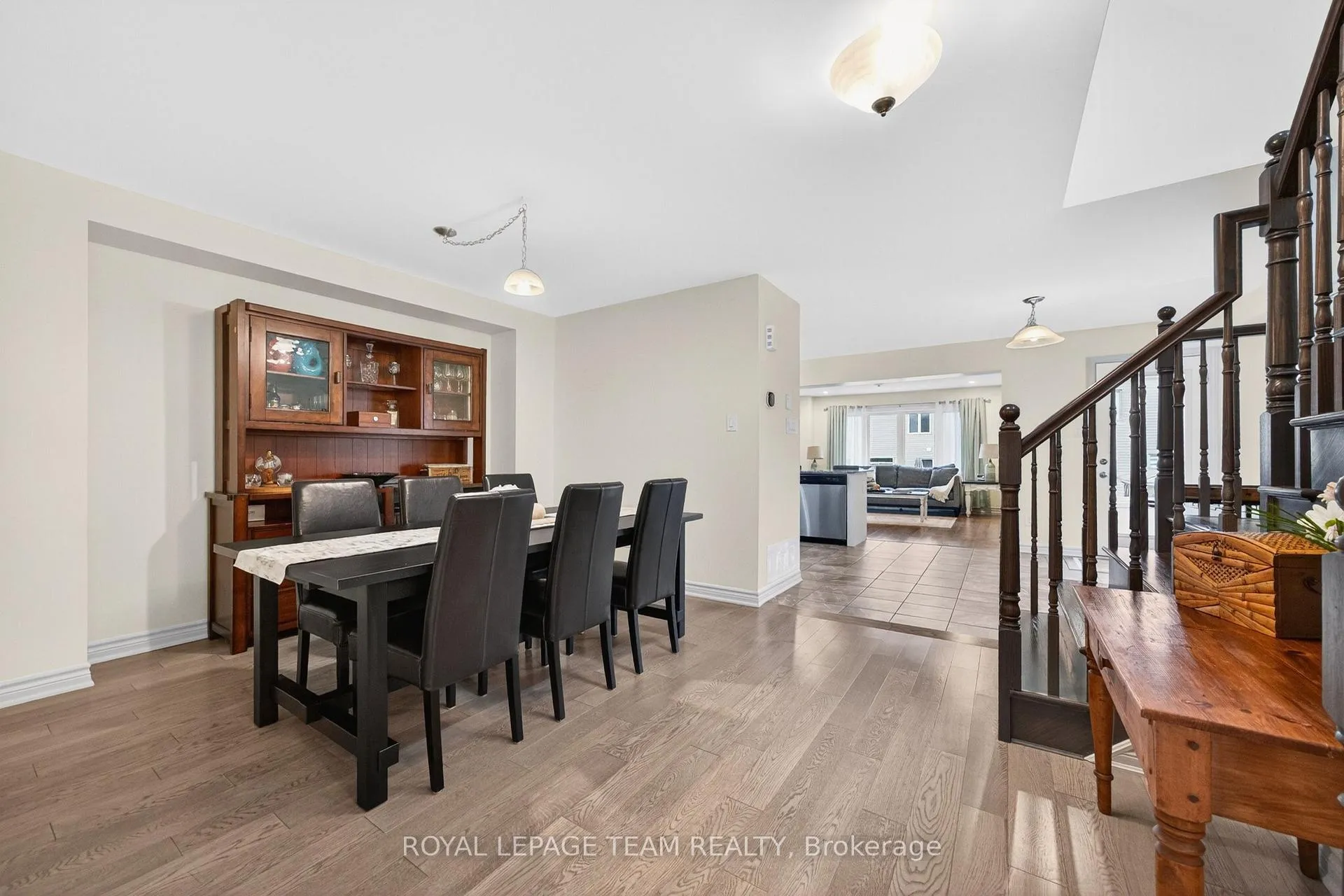 Photo 8 of 819 Stallion Crescent, Ottawa, Stittsville (South) — HOMEH