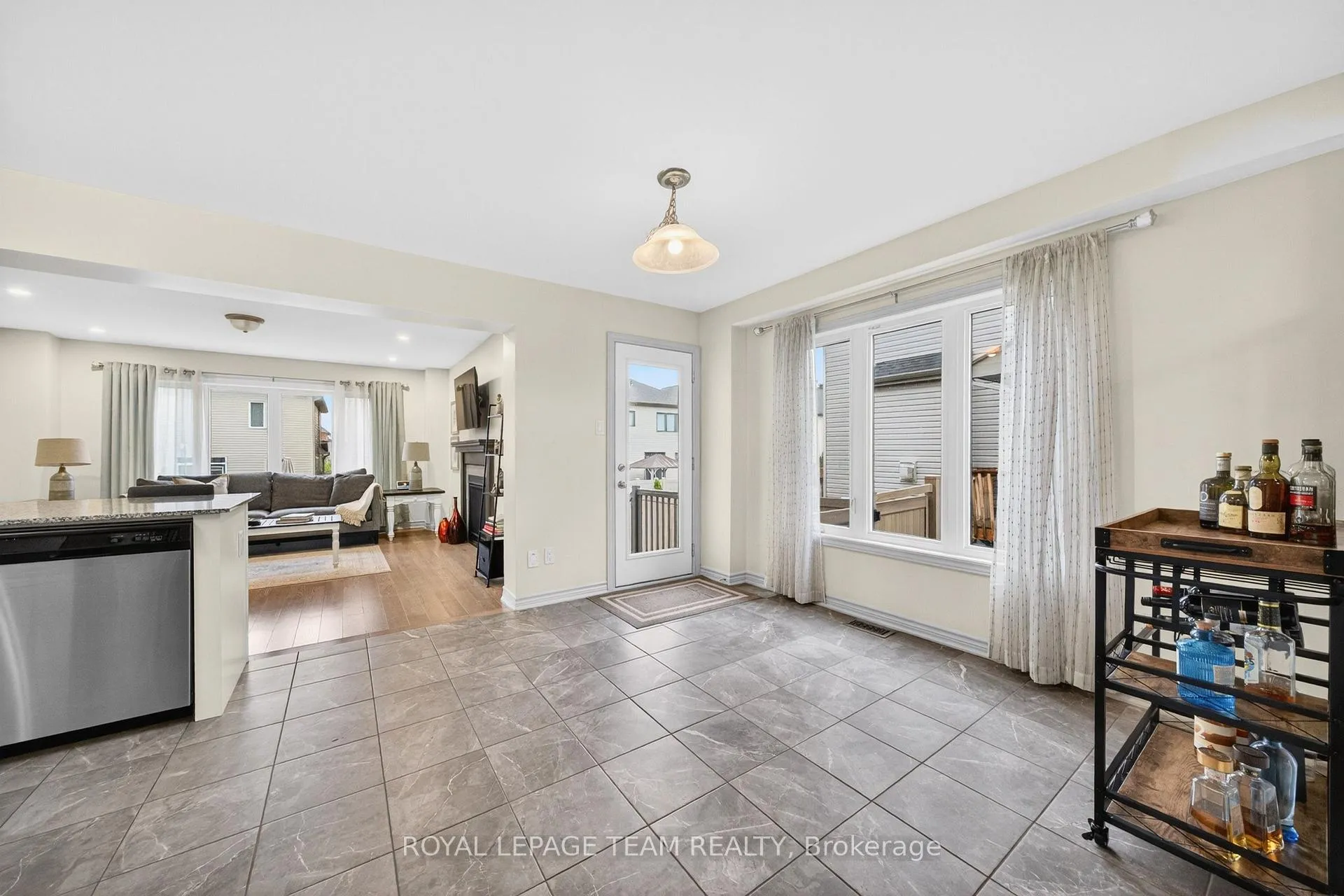 Photo 11 of 819 Stallion Crescent, Ottawa, Stittsville (South) — HOMEH