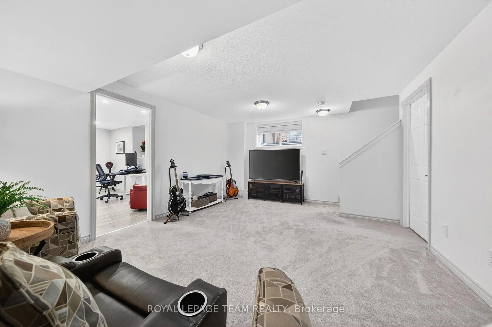 Photo 40 of 819 Stallion Crescent, Ottawa, Stittsville (South) — HOMEH