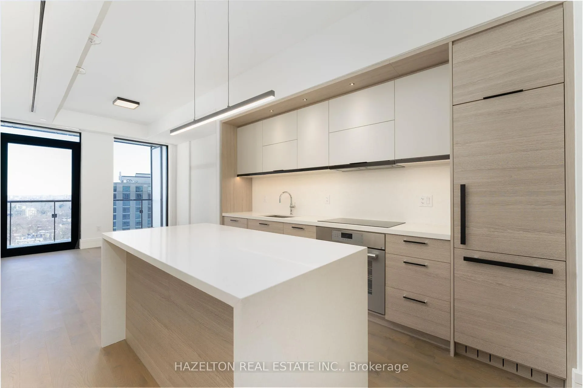 Front of Unit 1505, 215 Lonsdale Route