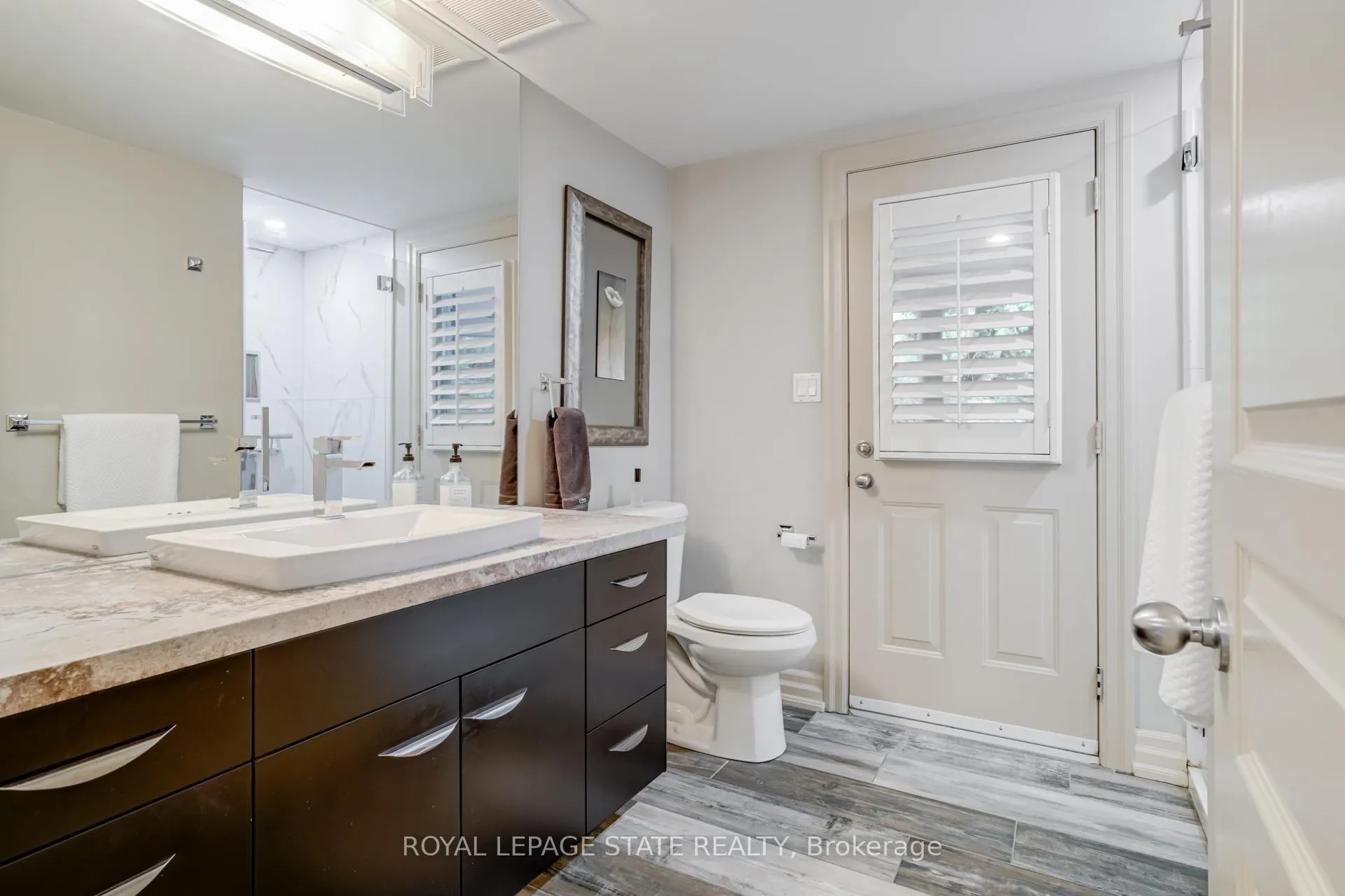 Photo 22 of 34 Harrington Place, Hamilton, Ancaster — HOMEH