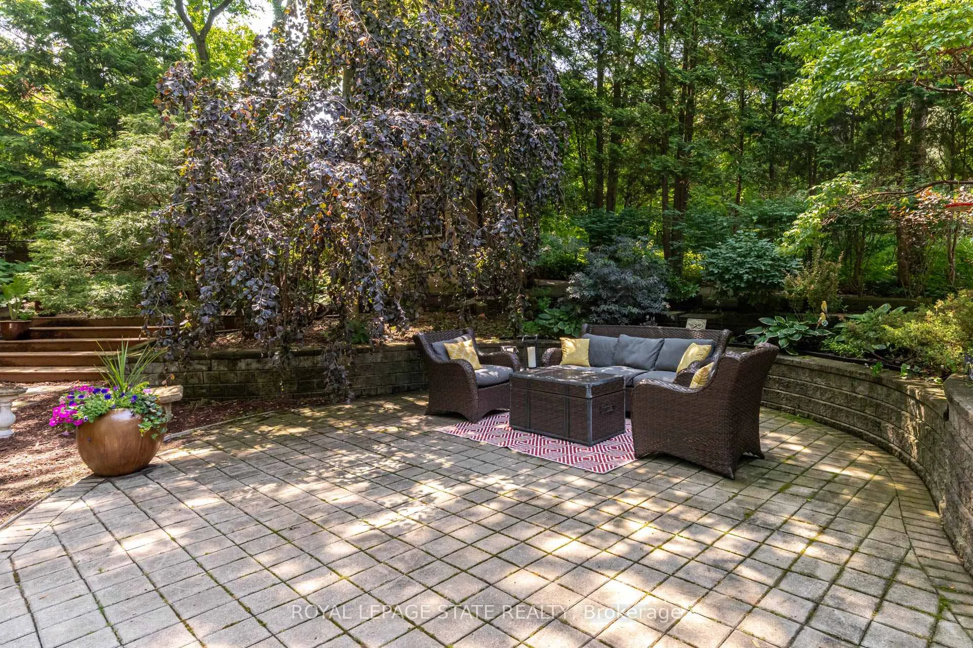 Photo 44 of 34 Harrington Place, Hamilton, Ancaster — HOMEH