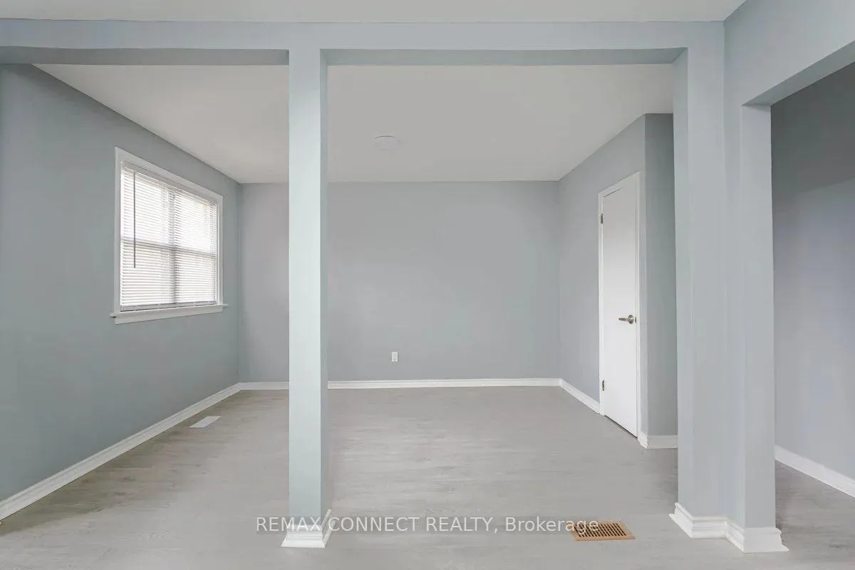 Photo 8 of Unit 2nd, 50 Palmerston Avenue, Toronto, Trinity-Bellwoods — HOMEH