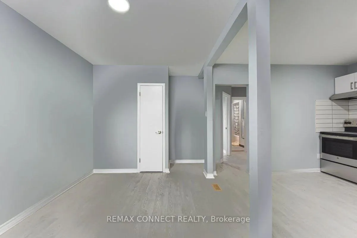 Photo 9 of Unit 2nd, 50 Palmerston Avenue, Toronto, Trinity-Bellwoods — HOMEH
