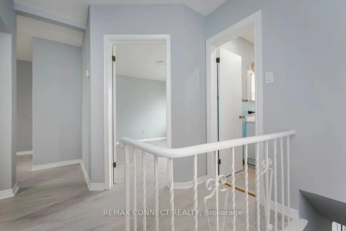 Photo 10 of Unit 2nd, 50 Palmerston Avenue, Toronto, Trinity-Bellwoods — HOMEH