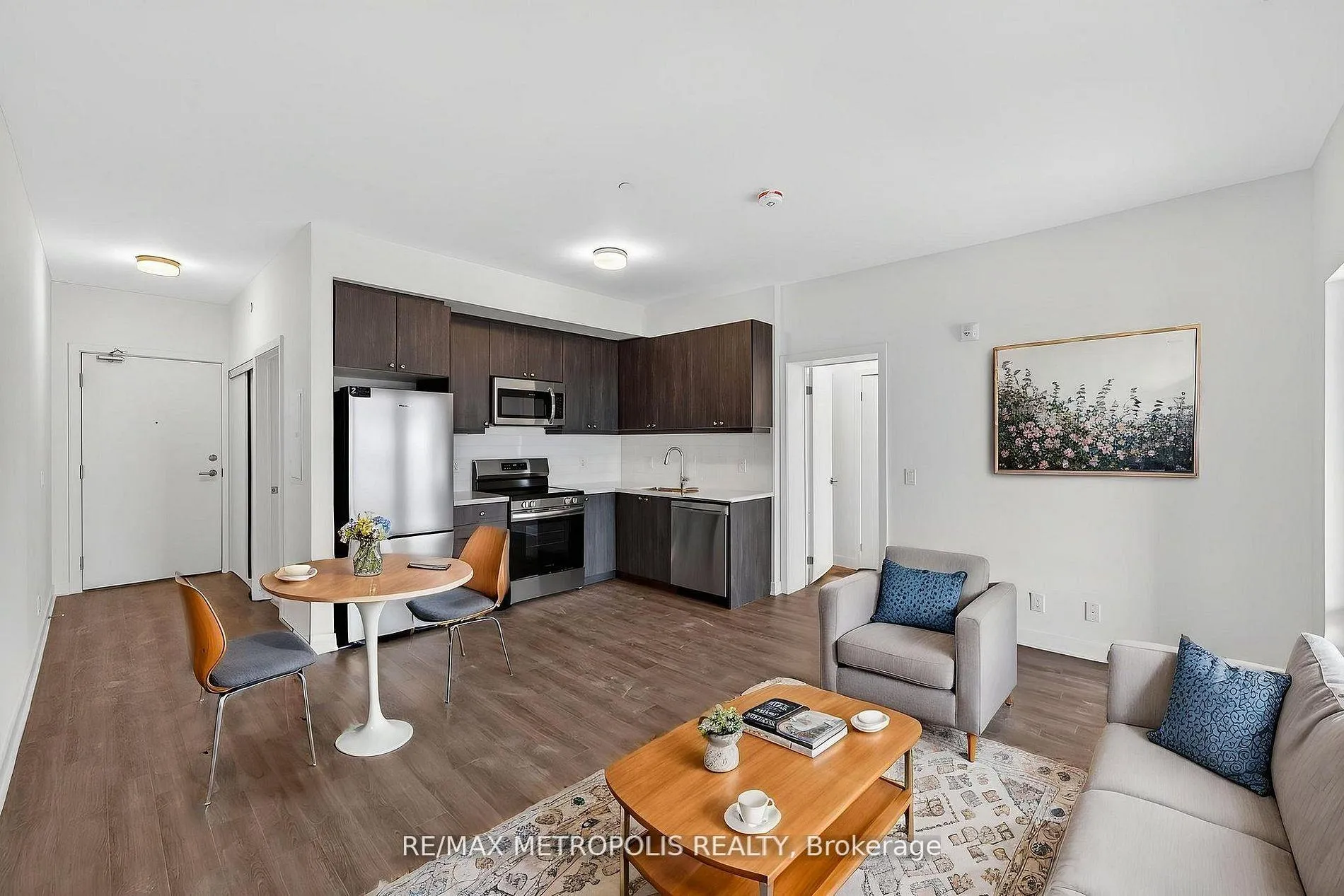 Photo 1 of Unit 602, 51 Clarington Boulevard, Clarington, Bowmanville — HOMEH