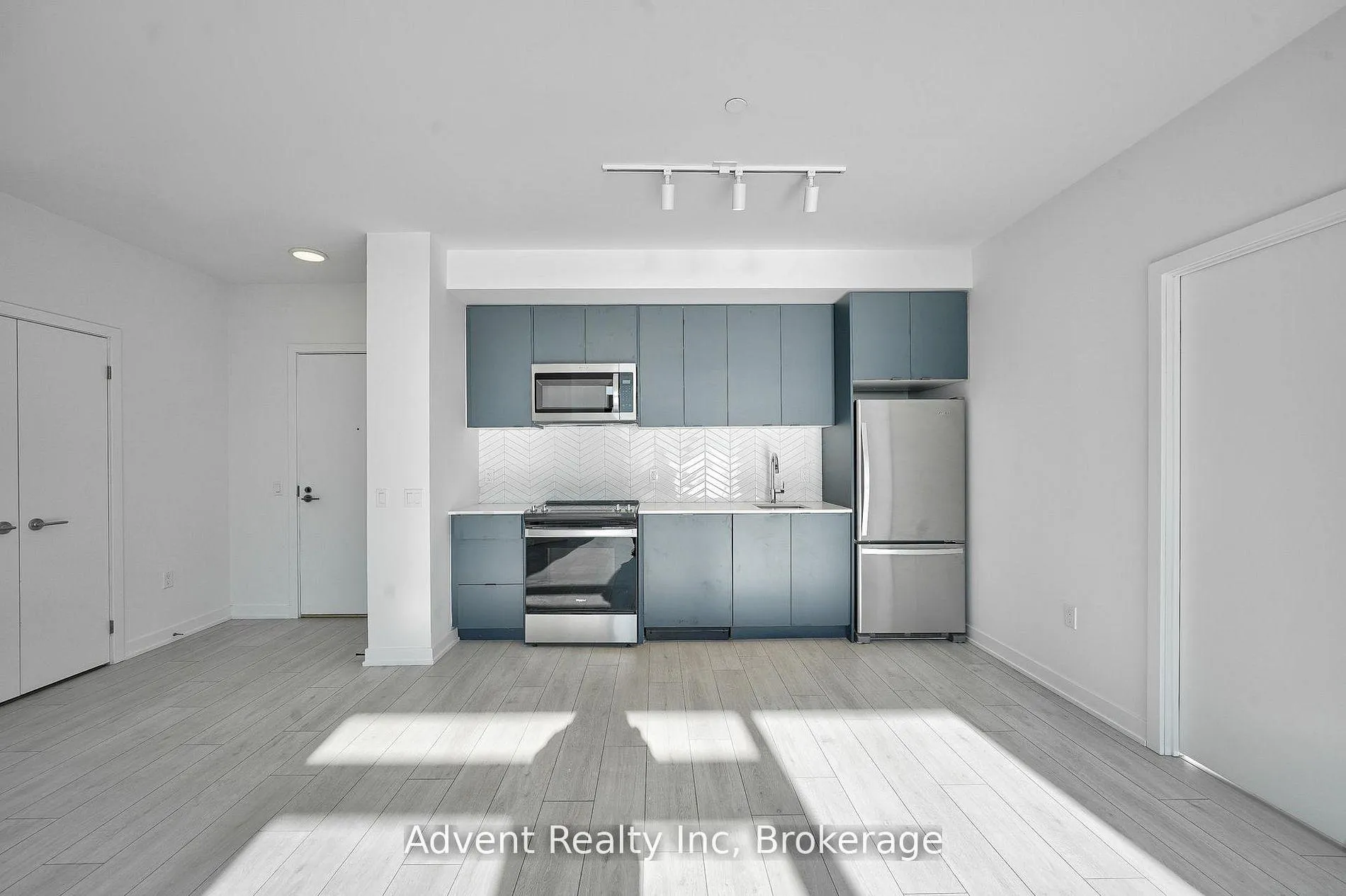 Photo 9 of Unit PH1803, 1606 Charles Street, Whitby, Port Whitby — HOMEH