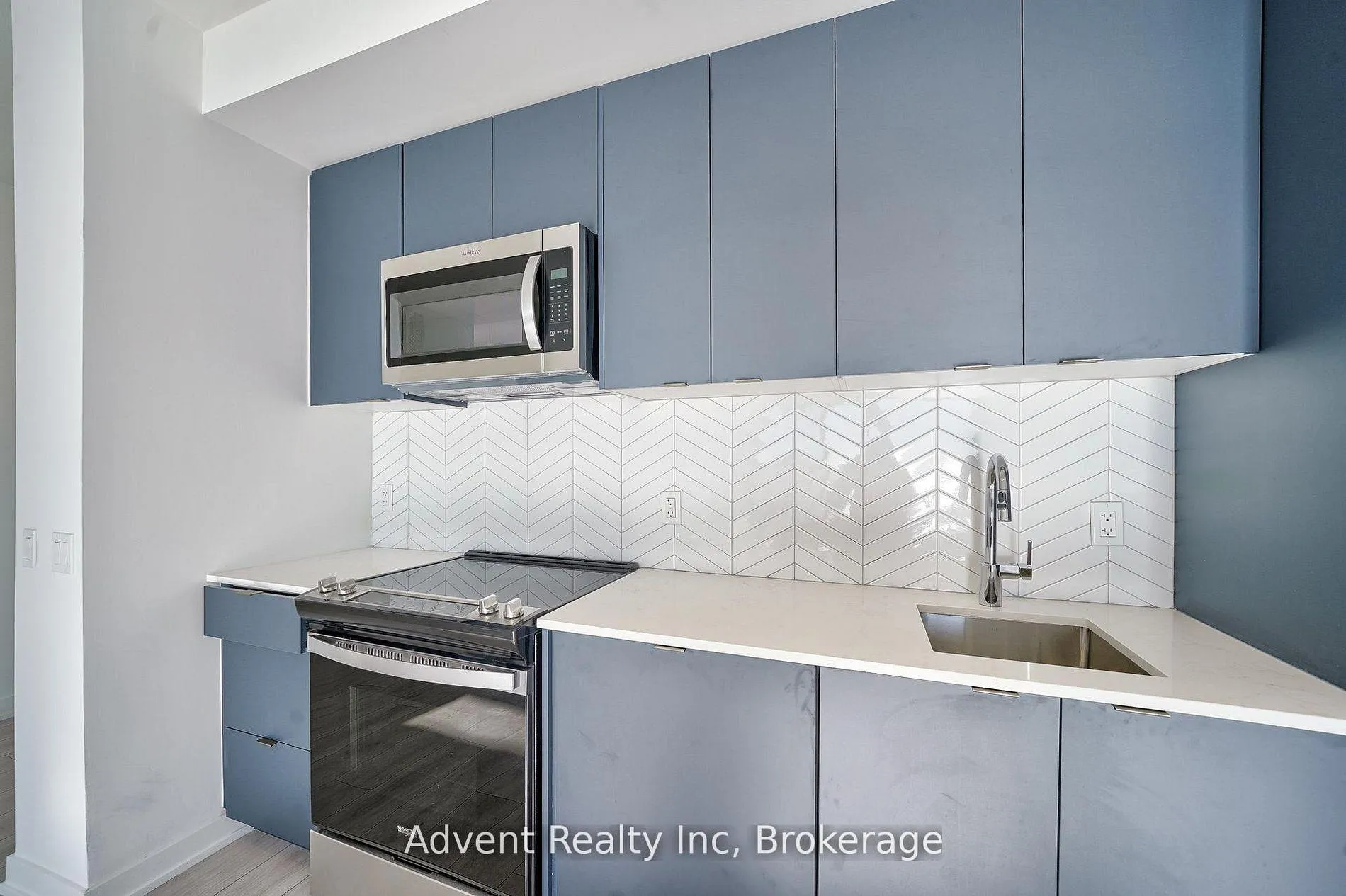 Photo 11 of Unit PH1803, 1606 Charles Street, Whitby, Port Whitby — HOMEH