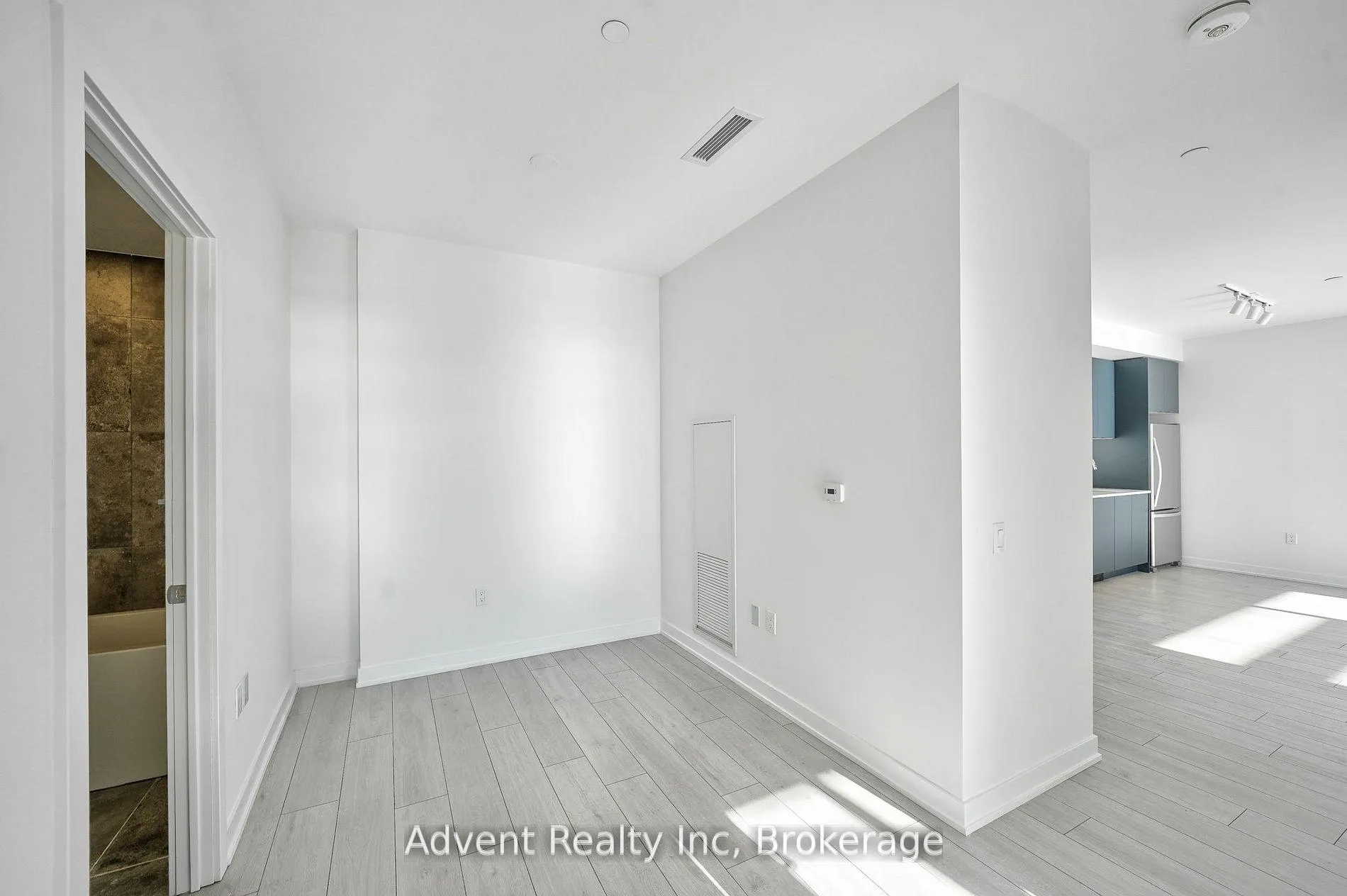 Photo 23 of Unit PH1803, 1606 Charles Street, Whitby, Port Whitby — HOMEH