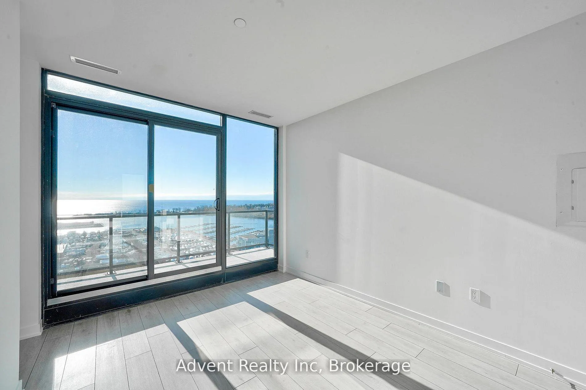 Photo 26 of Unit PH1803, 1606 Charles Street, Whitby, Port Whitby — HOMEH