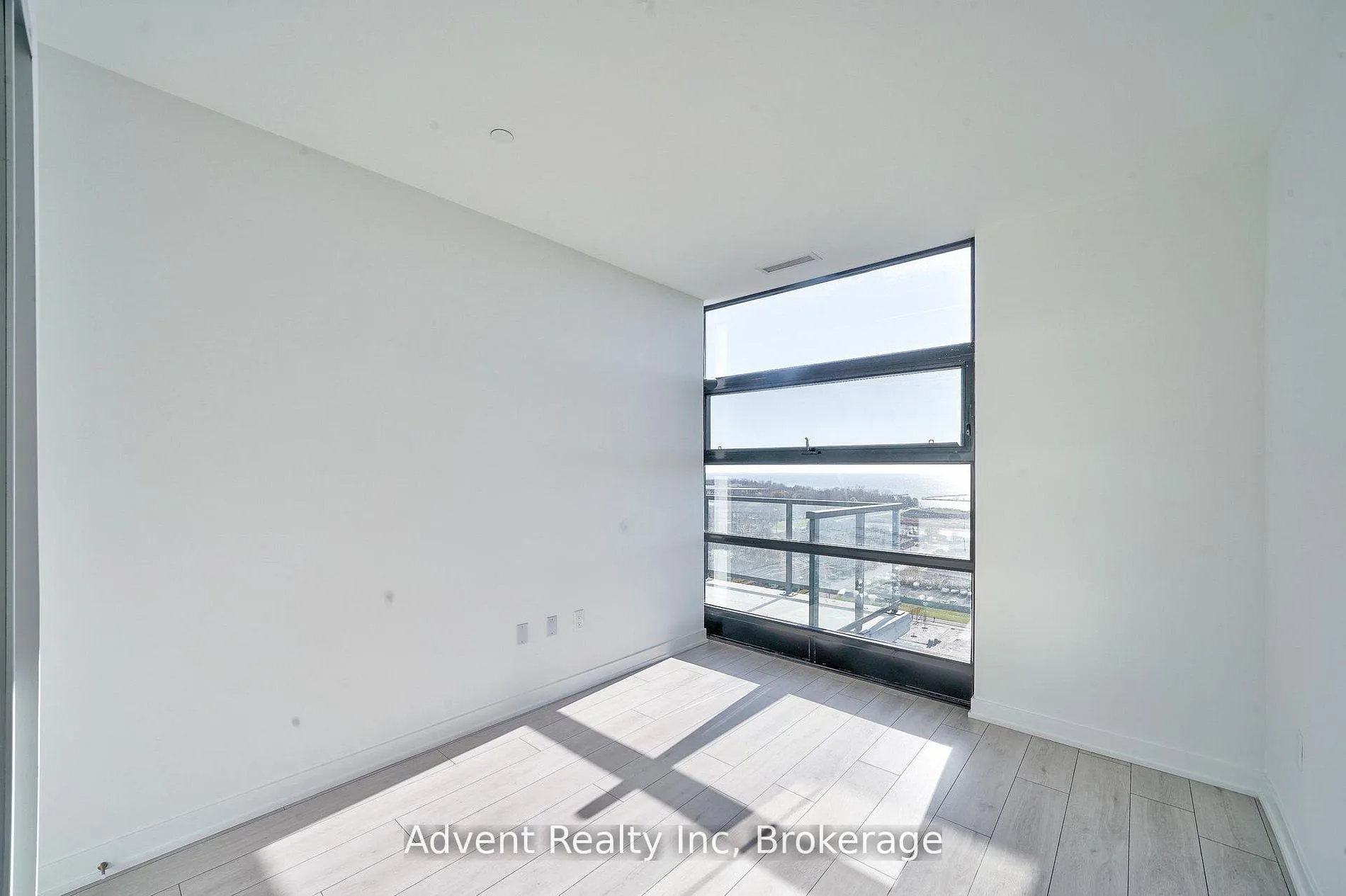 Photo 30 of Unit PH1803, 1606 Charles Street, Whitby, Port Whitby — HOMEH