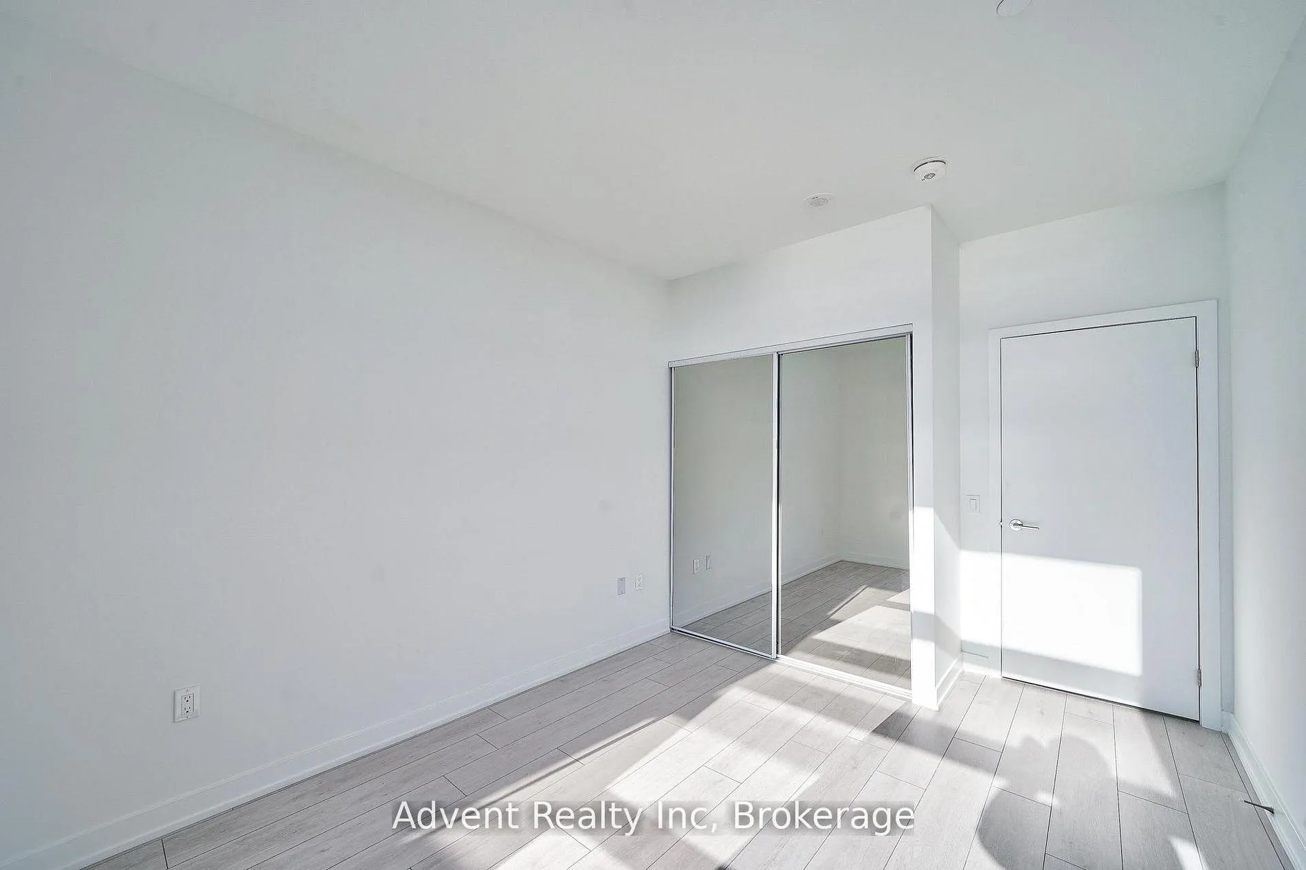 Photo 31 of Unit PH1803, 1606 Charles Street, Whitby, Port Whitby — HOMEH