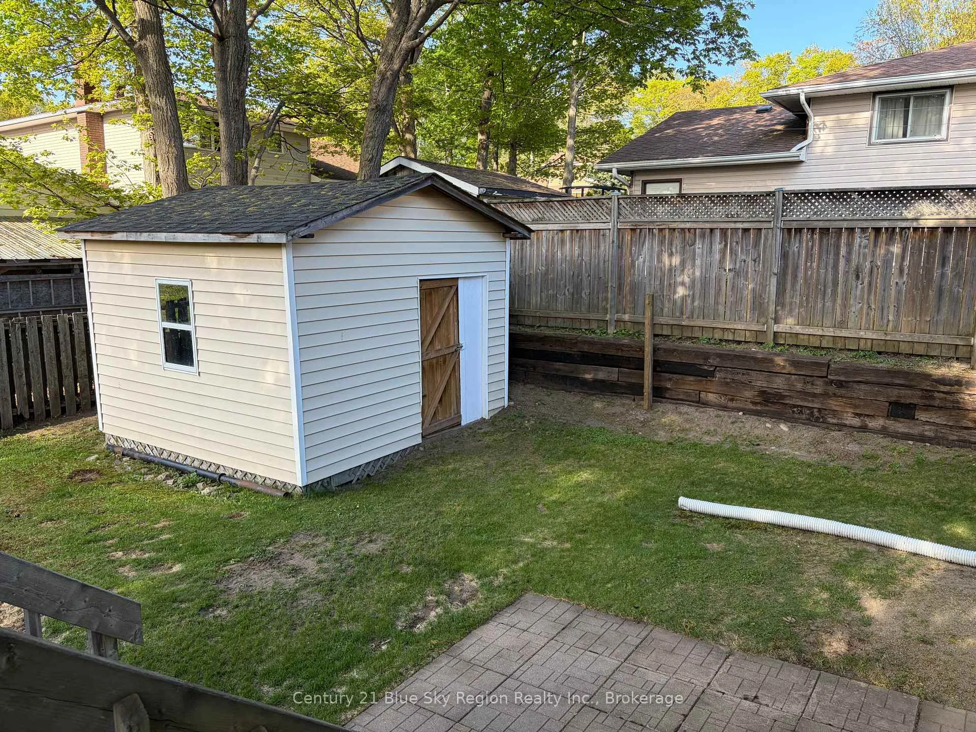 Photo 42 of 25 Carriage Crescent, North Bay, Airport — HOMEH
