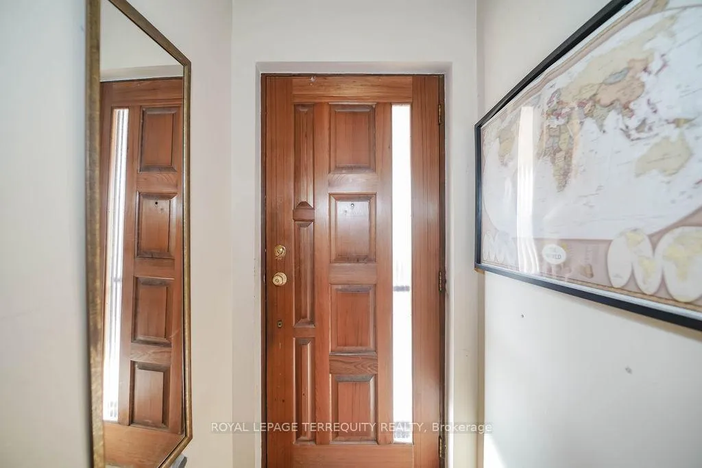 Photo 26 of 243 Montrose Avenue, Toronto, Palmerston-Little Italy — HOMEH