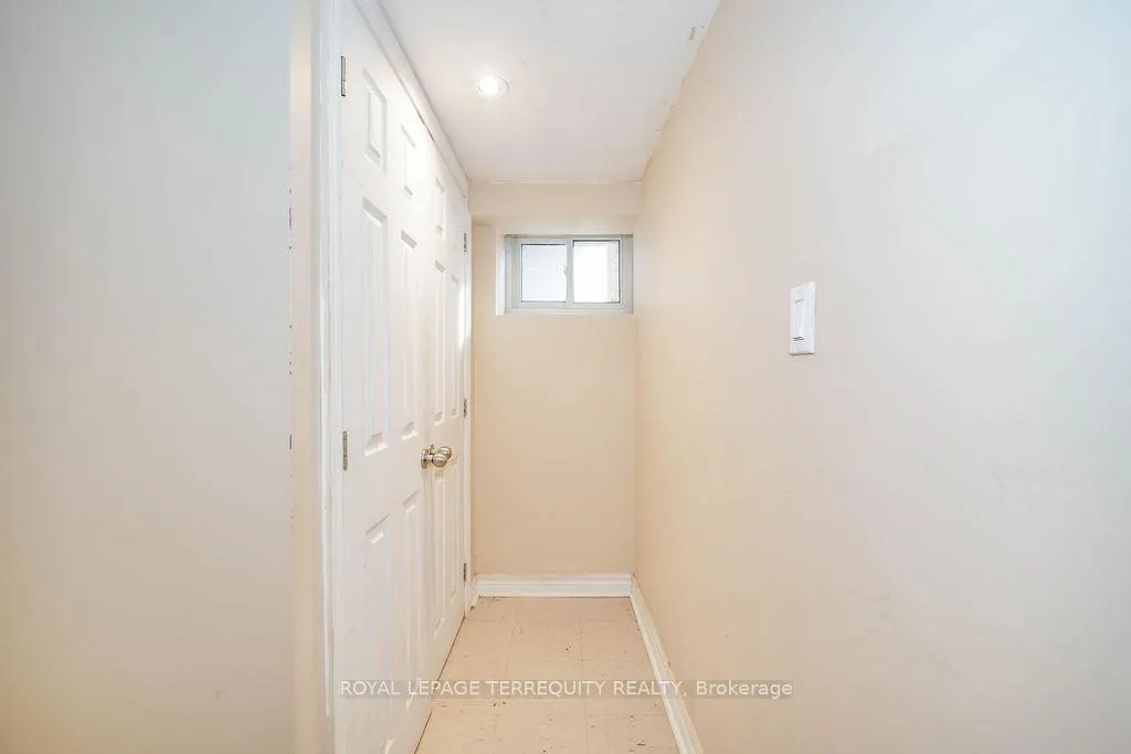Photo 31 of 243 Montrose Avenue, Toronto, Palmerston-Little Italy — HOMEH