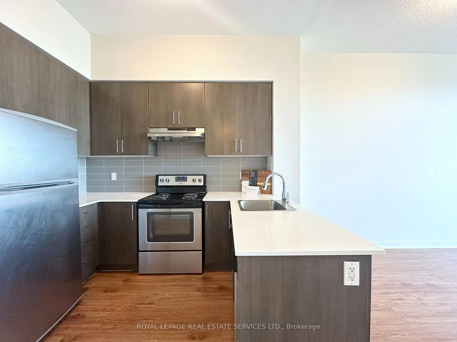 Photo 3 of Unit 407, 188 Clark Boulevard, Brampton, Queen Street Corridor — HOMEH