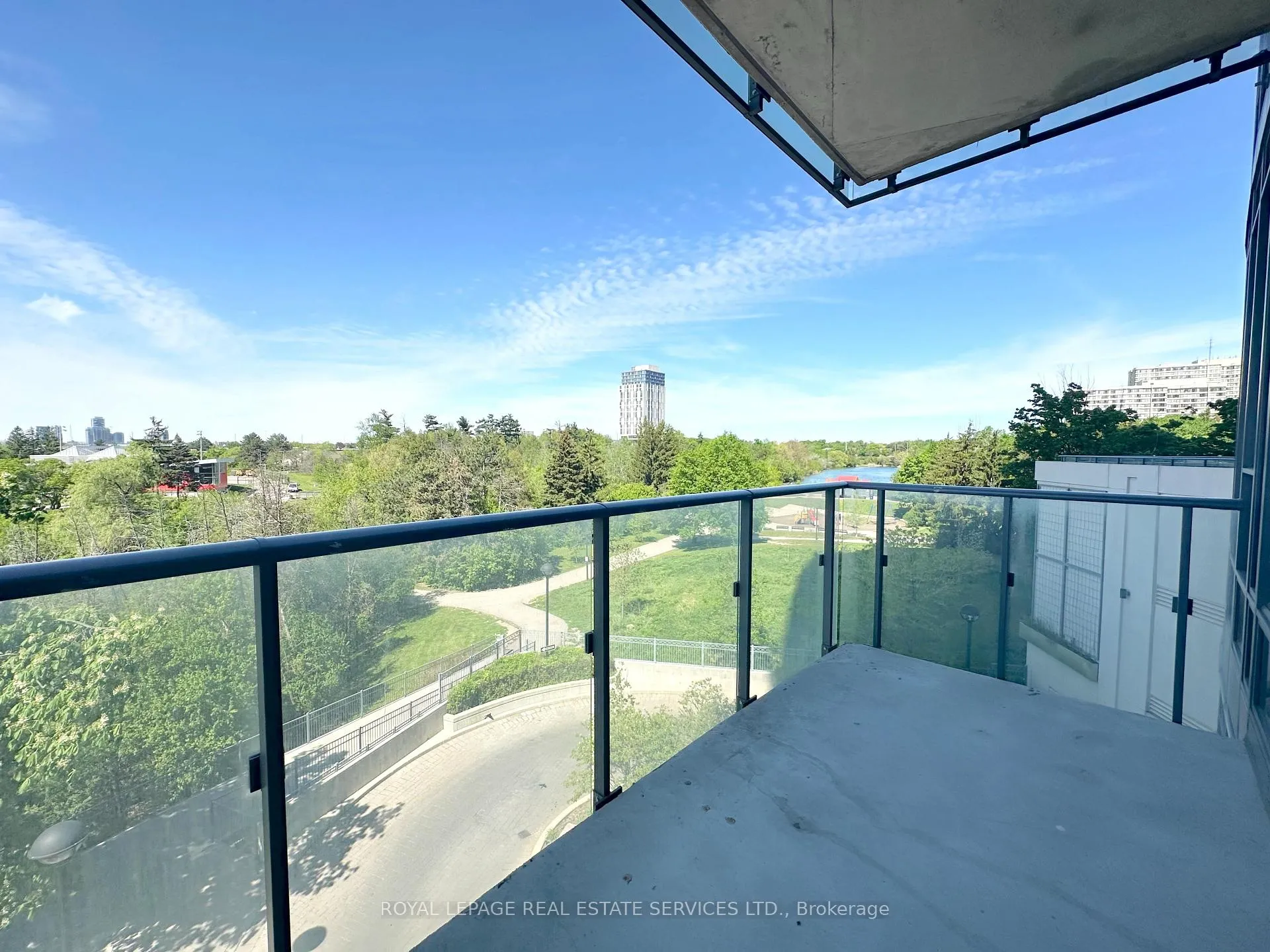 Photo 9 of Unit 407, 188 Clark Boulevard, Brampton, Queen Street Corridor — HOMEH