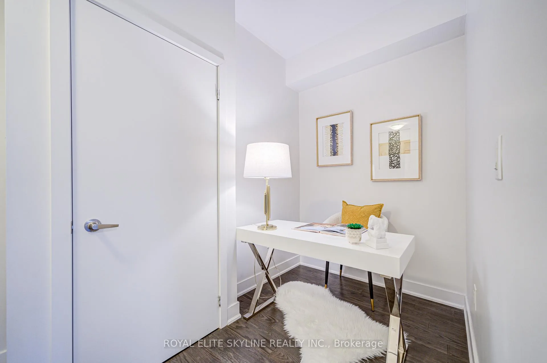 Photo 6 of Unit 310, 955 Bay Street, Toronto, Bay Street Corridor — HOMEH