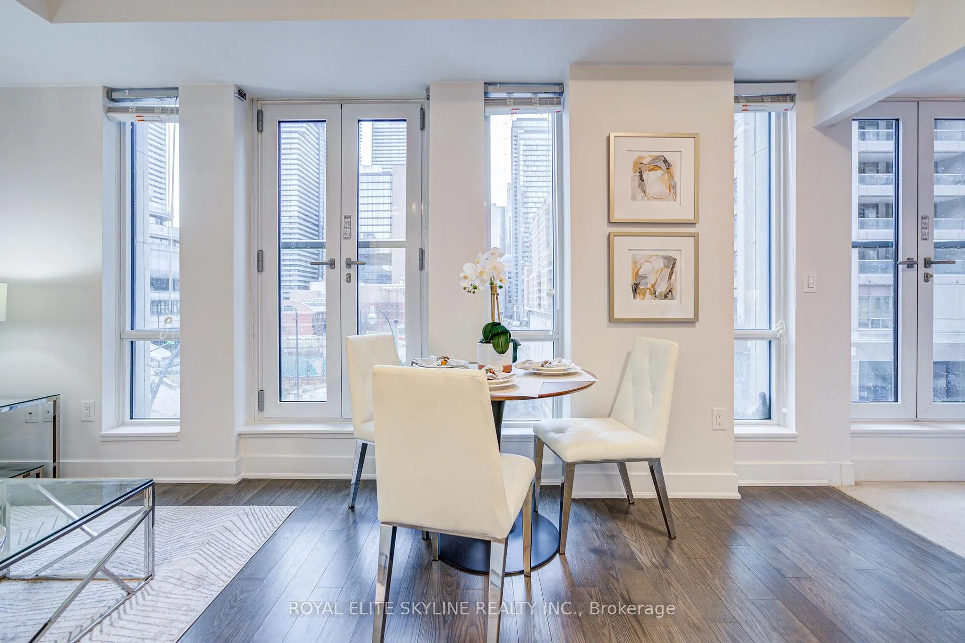 Photo 11 of Unit 310, 955 Bay Street, Toronto, Bay Street Corridor — HOMEH