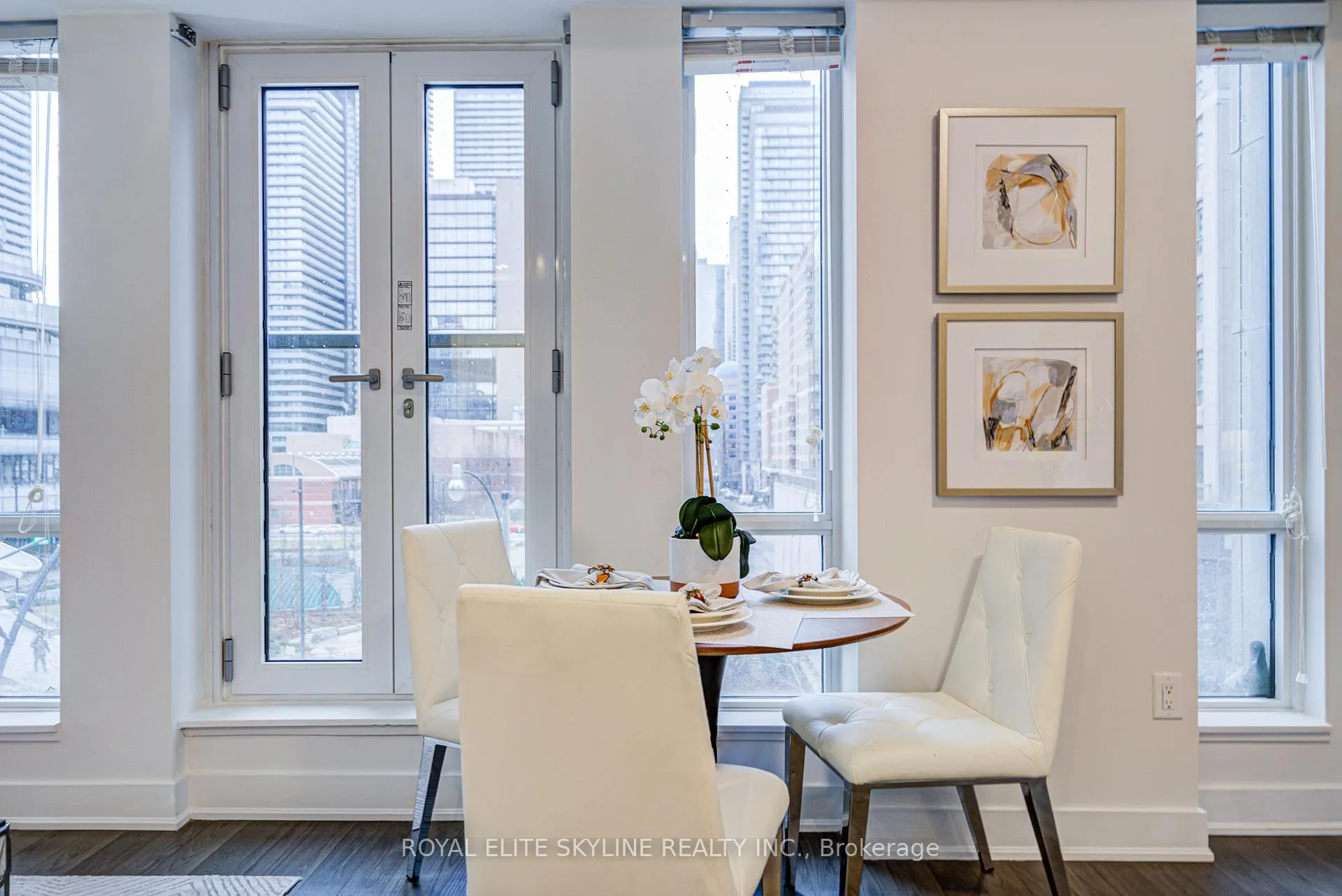 Photo 12 of Unit 310, 955 Bay Street, Toronto, Bay Street Corridor — HOMEH